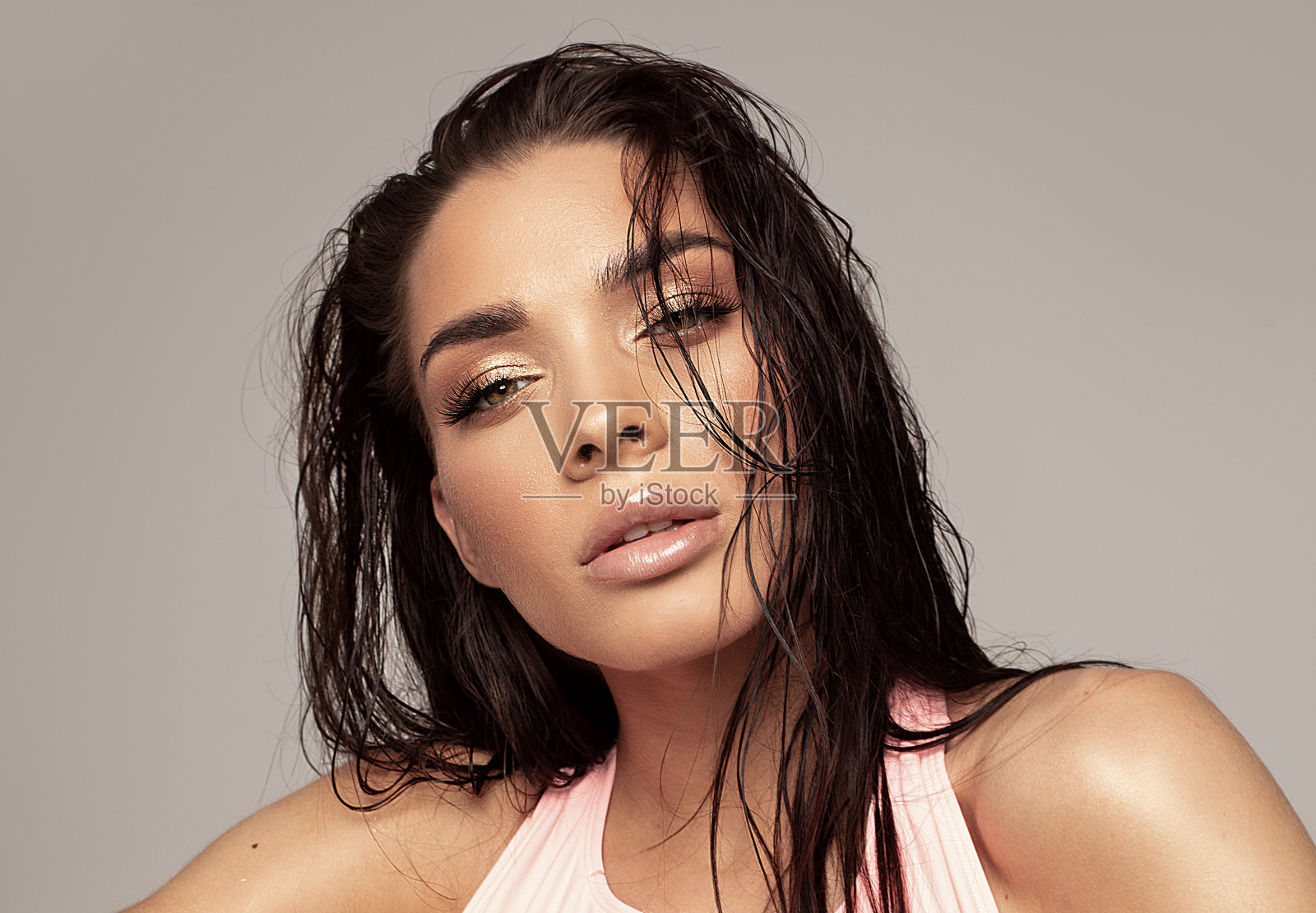 性感的女人迷人的化妆。照片摄影图片