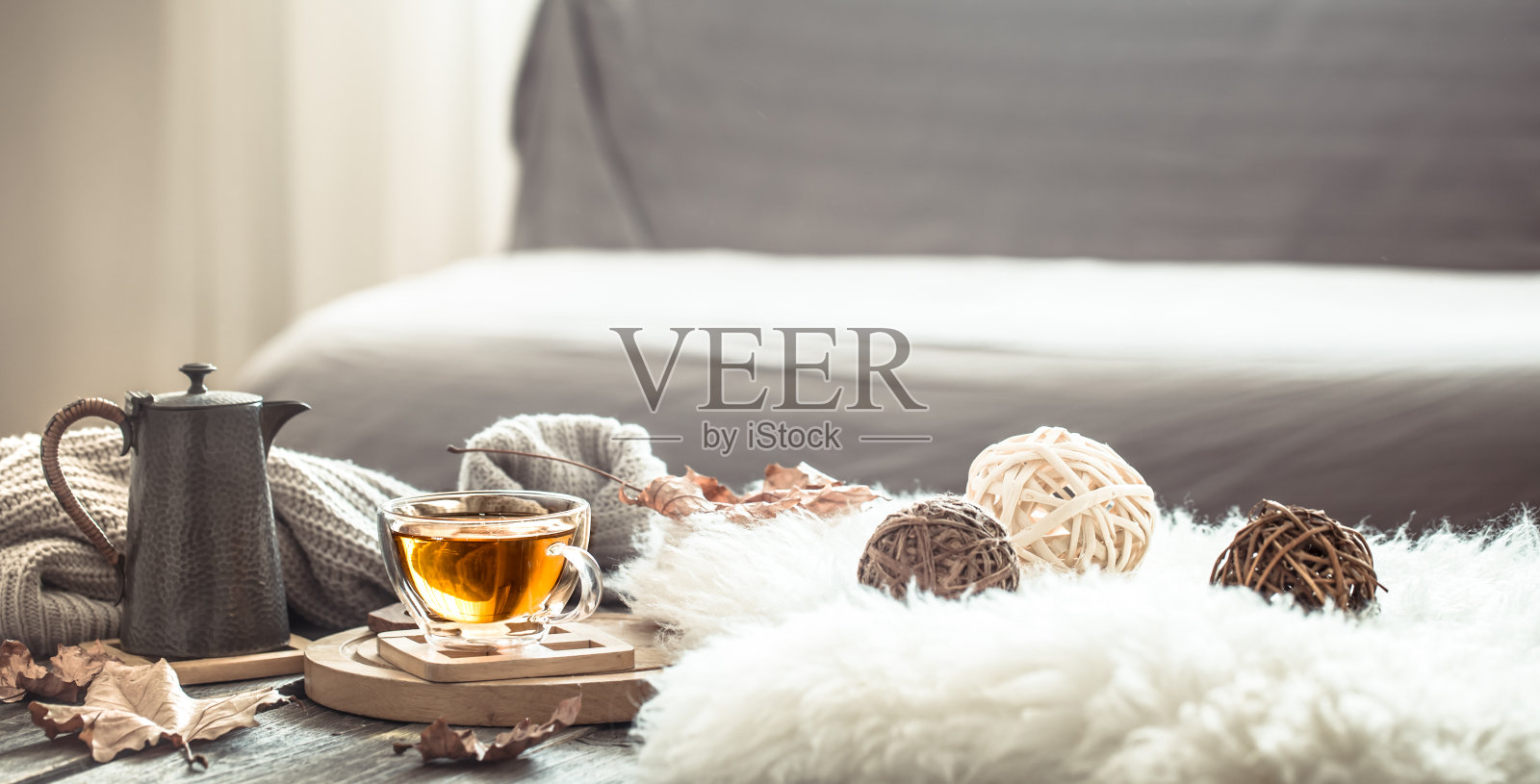 惬意的秋静物，一杯茶照片摄影图片