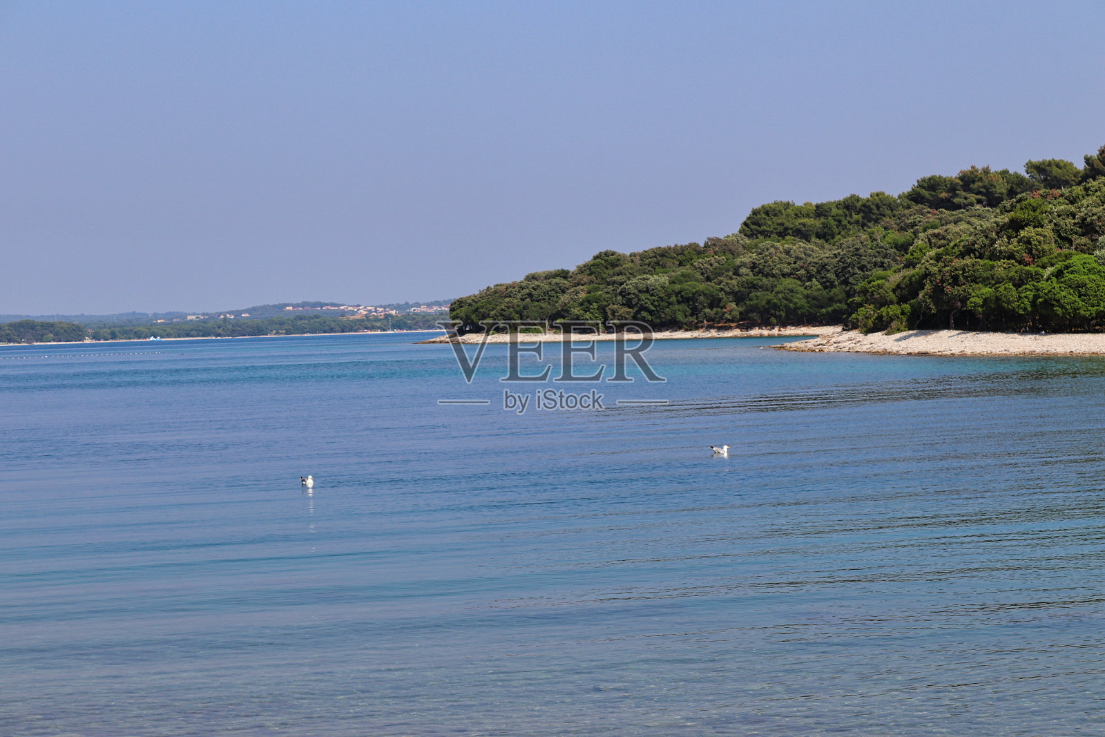 克罗地亚的海湾，蓝天碧海照片摄影图片