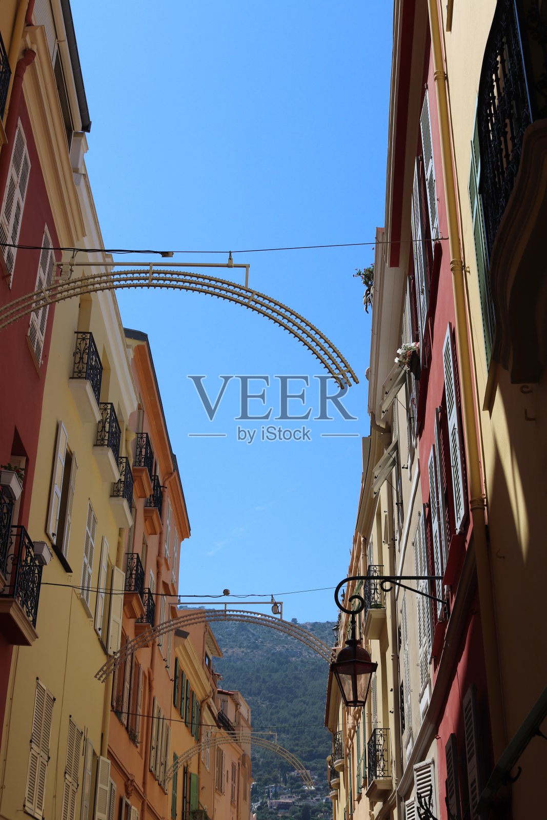 蔚蓝海岸的建筑照片摄影图片