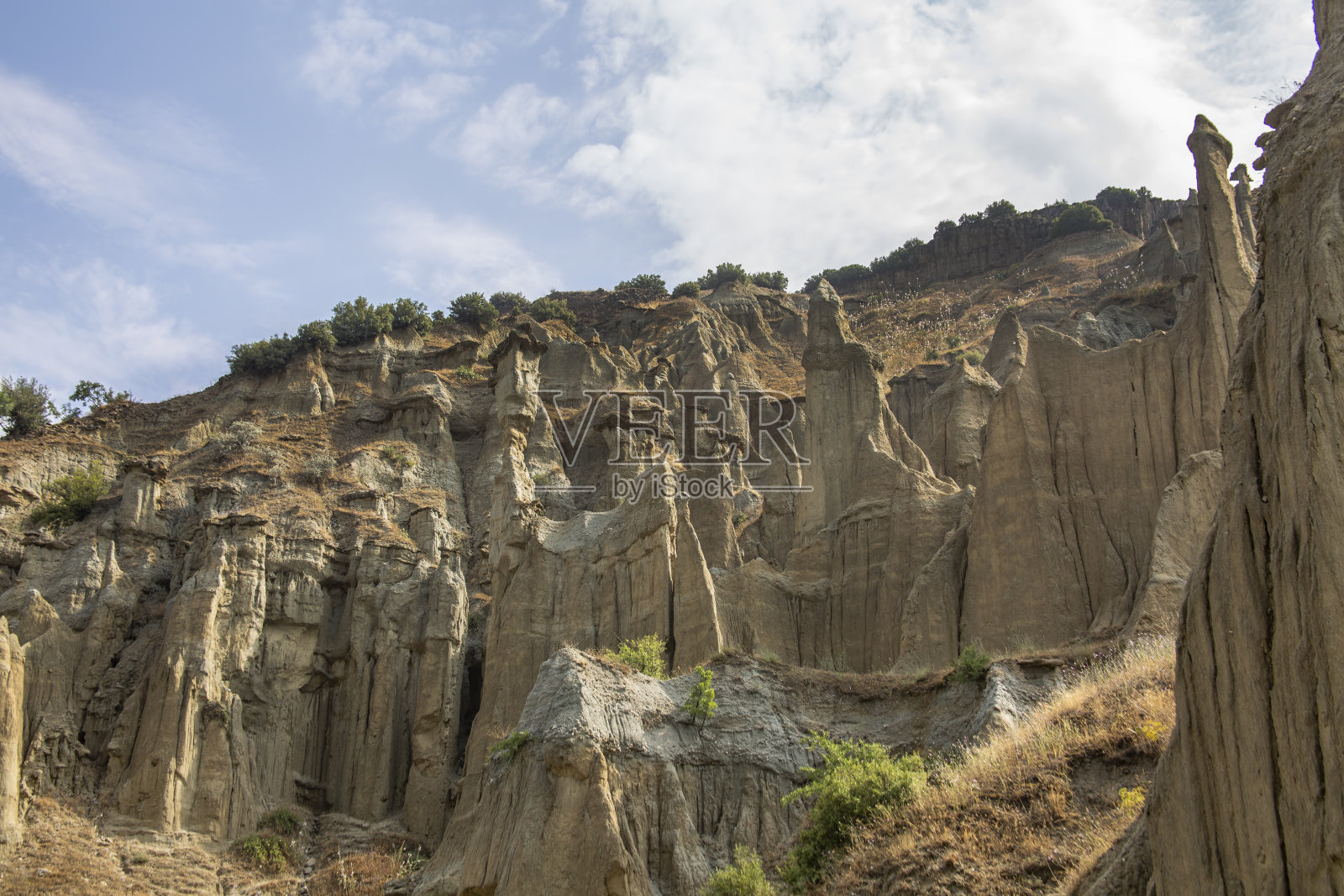 山景观岩石天空自然悬崖蓝山岩石照片摄影图片