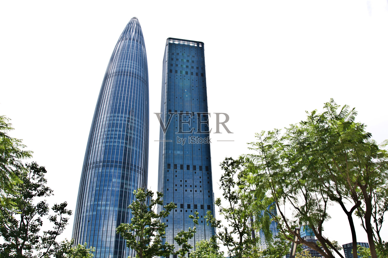 深圳人才园，拥有美丽的子弹形华润总部大楼和深圳万象城购物中心大楼。照片摄影图片