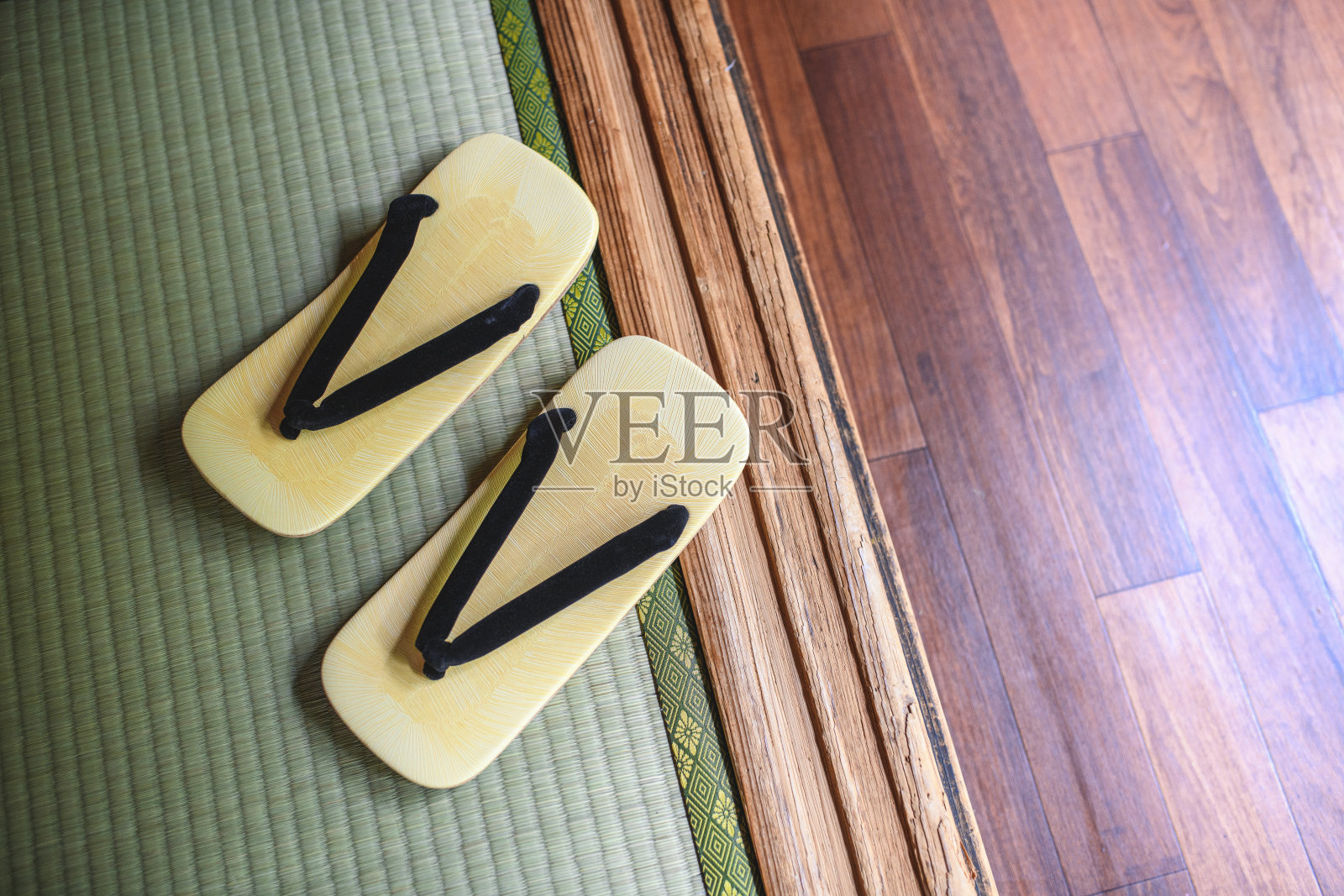日本榻榻米凉鞋照片摄影图片