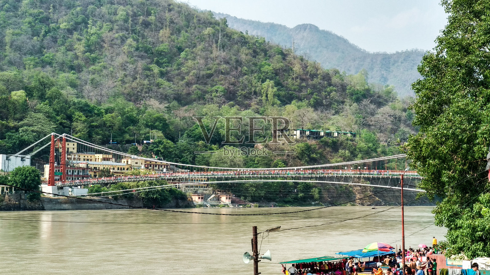 Ram Jhula -悬索桥，Rishikesh照片摄影图片