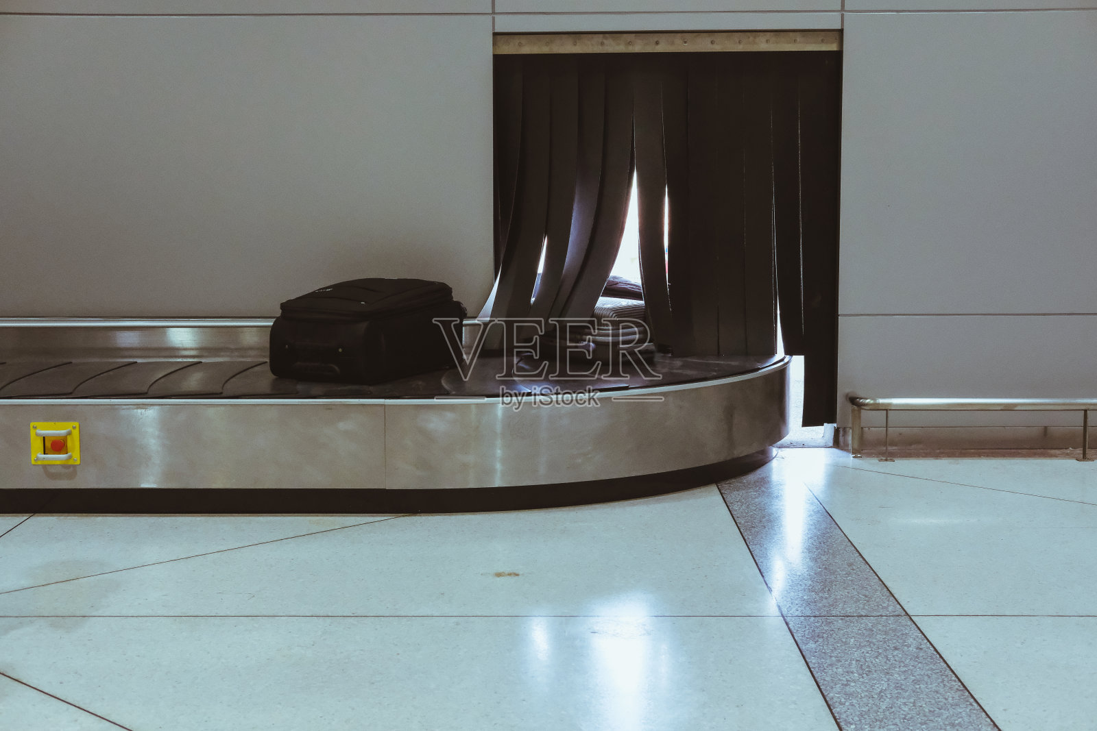 机场行李传送带。旅游与交通理念照片摄影图片