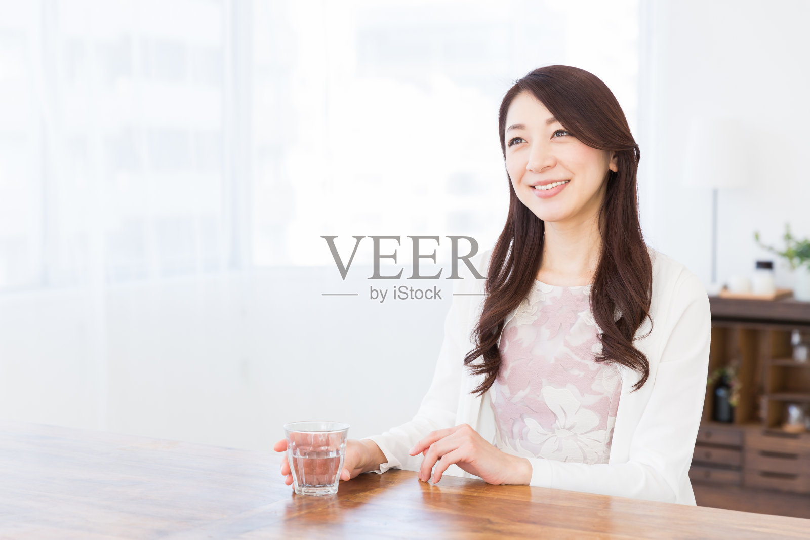 亚洲女人照片摄影图片