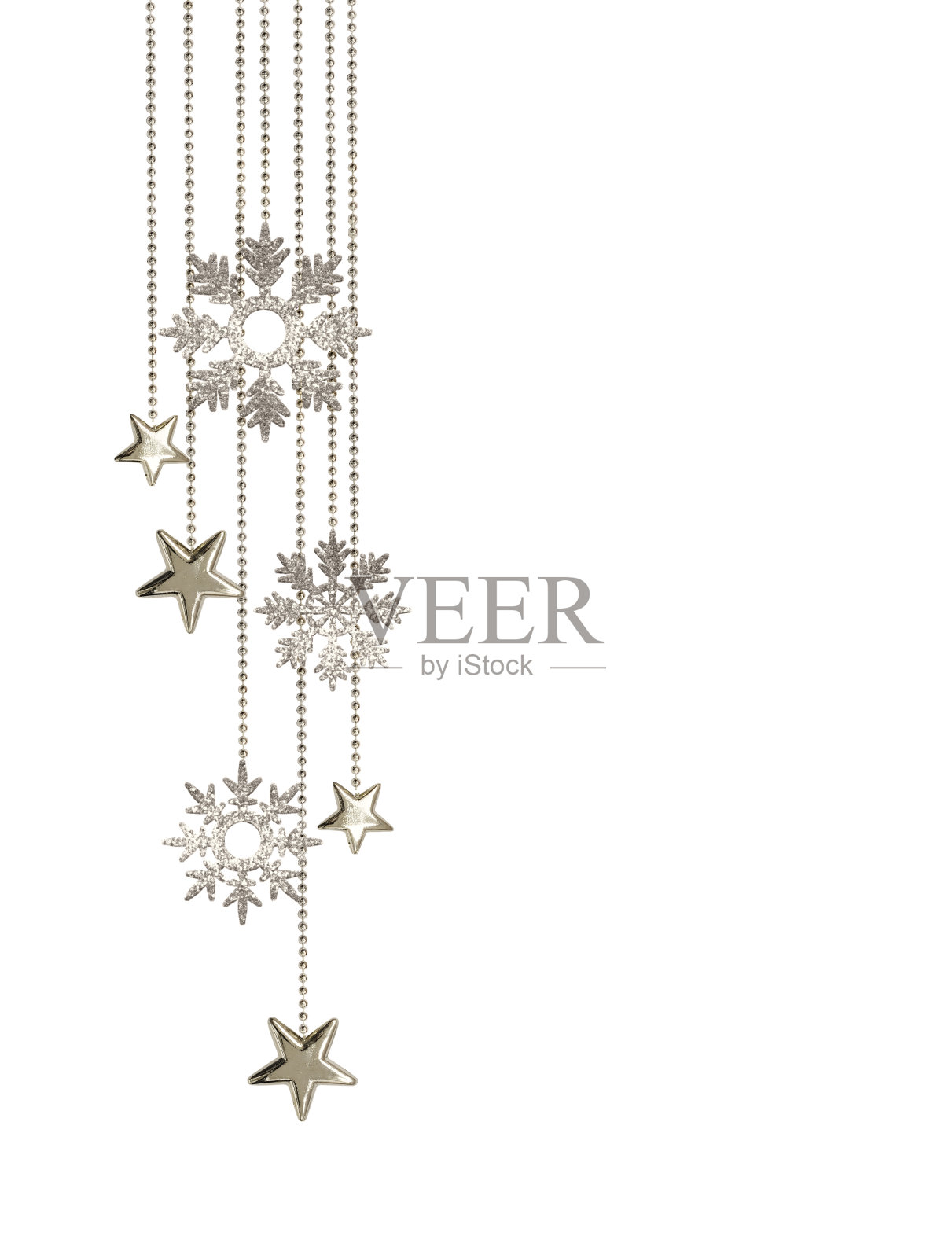 圣诞节的安排，挂着装饰银星和闪闪发光的雪花照片摄影图片