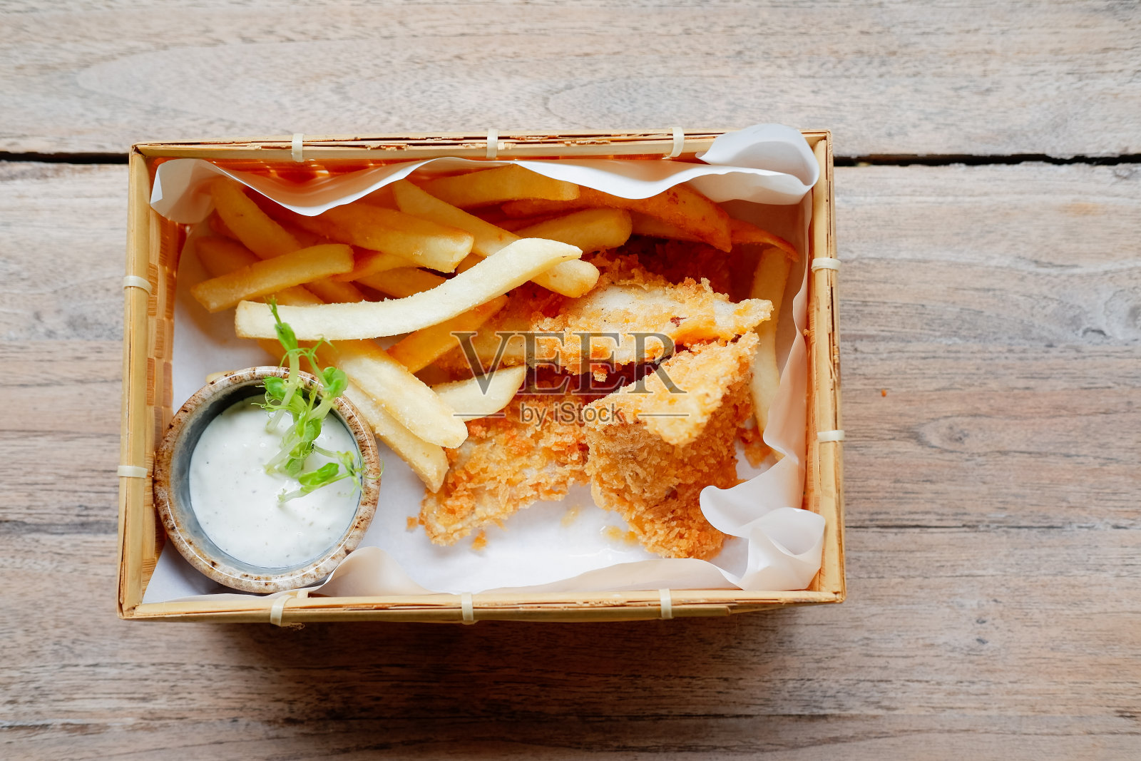 鱼和薯片照片摄影图片