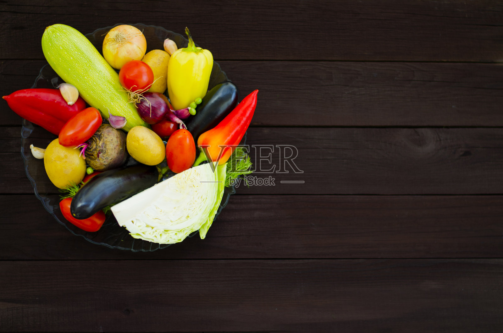 各种新鲜蔬菜。排毒、素食和清洁饮食。全景,横幅照片摄影图片
