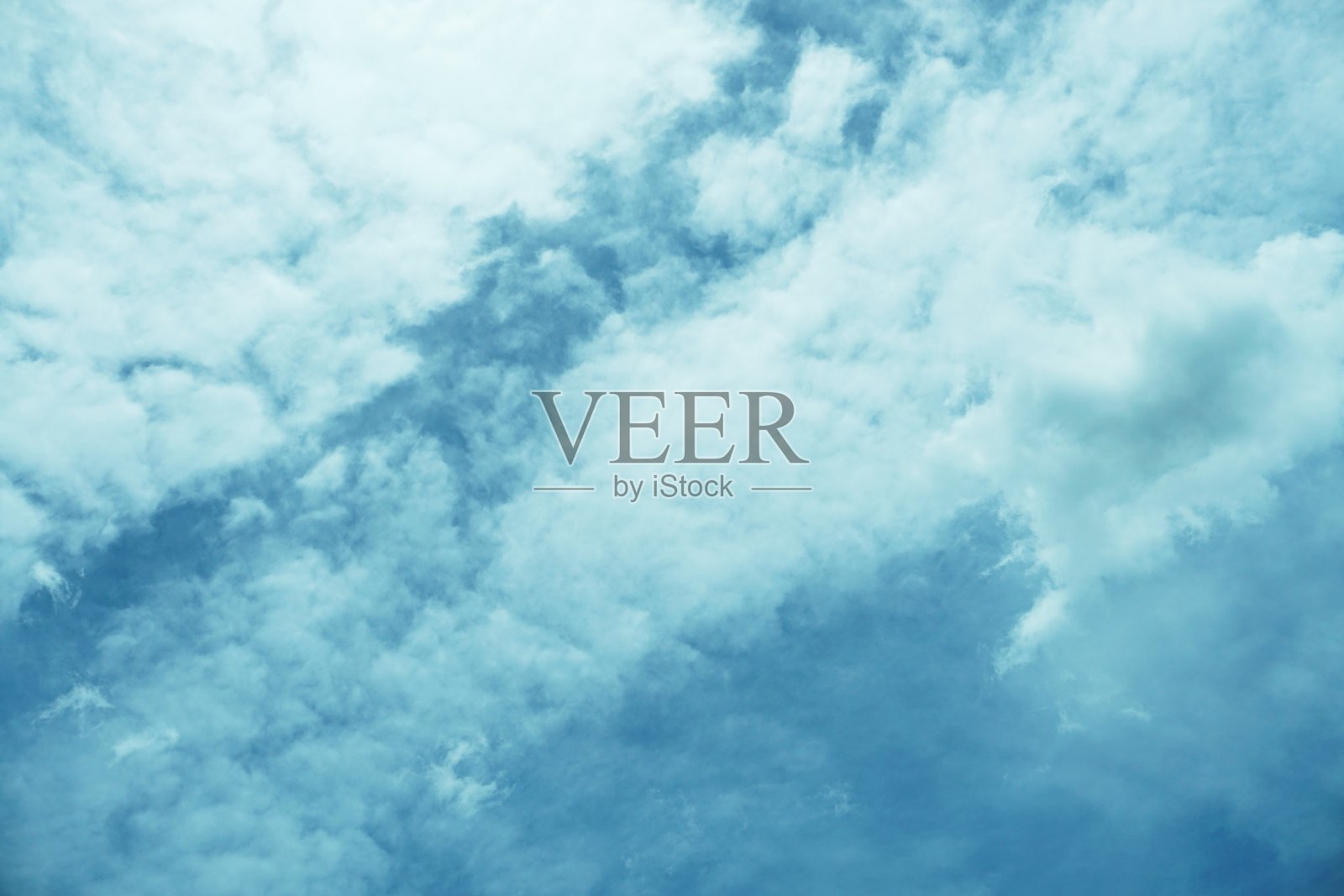 蓝天白云移动抽象的自然背景照片摄影图片