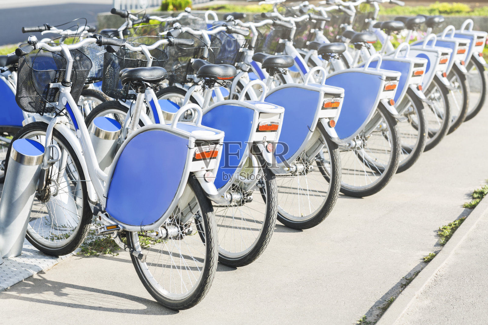 在城市出租自行车，免费空间照片摄影图片