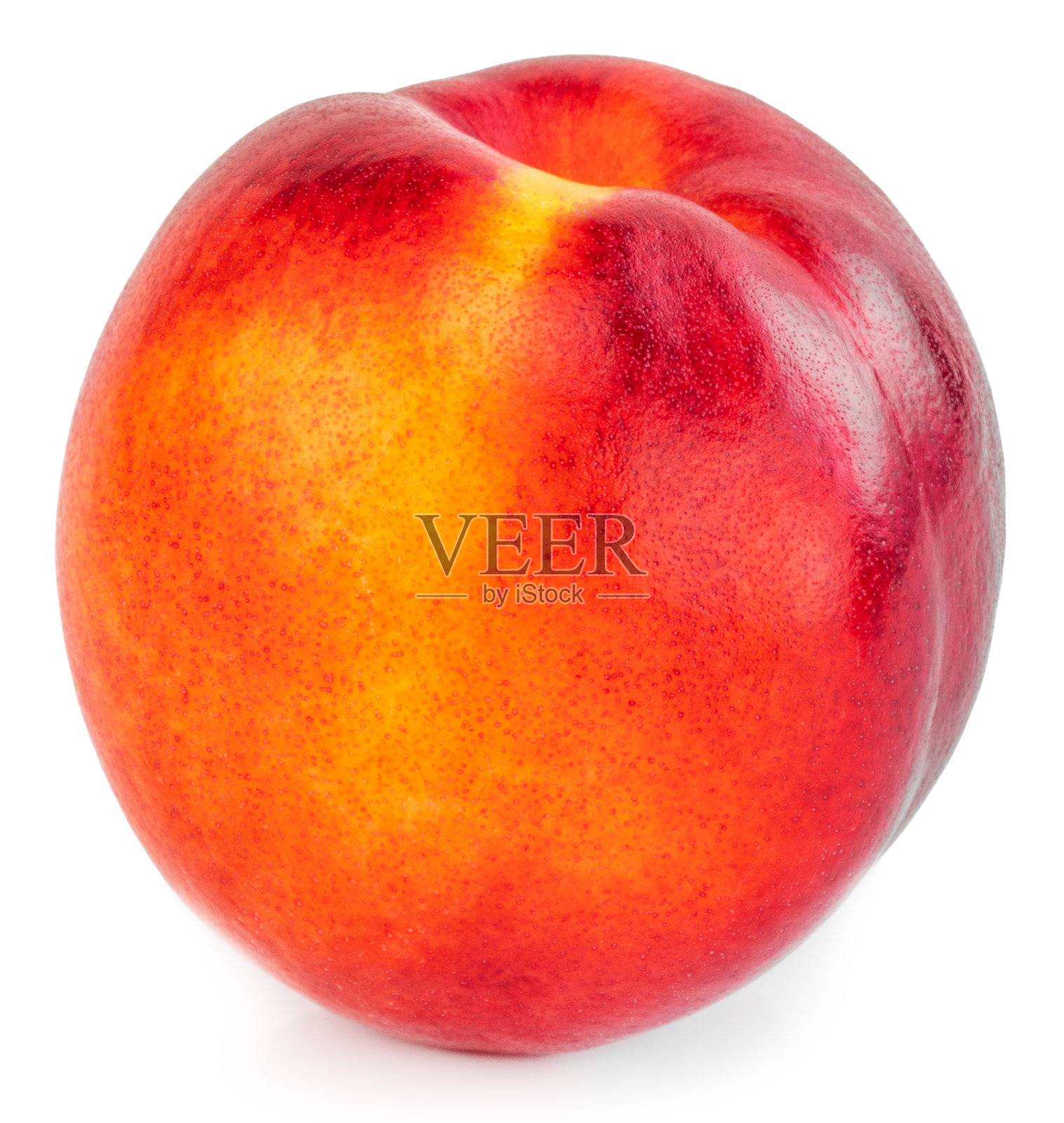 在白色背景上孤立的油桃果实。剪切路径照片摄影图片