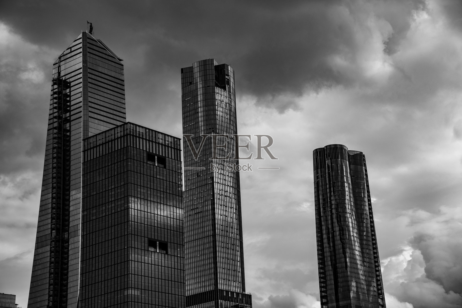 从哈德逊河上的一艘船上看哈德逊城市广场照片摄影图片