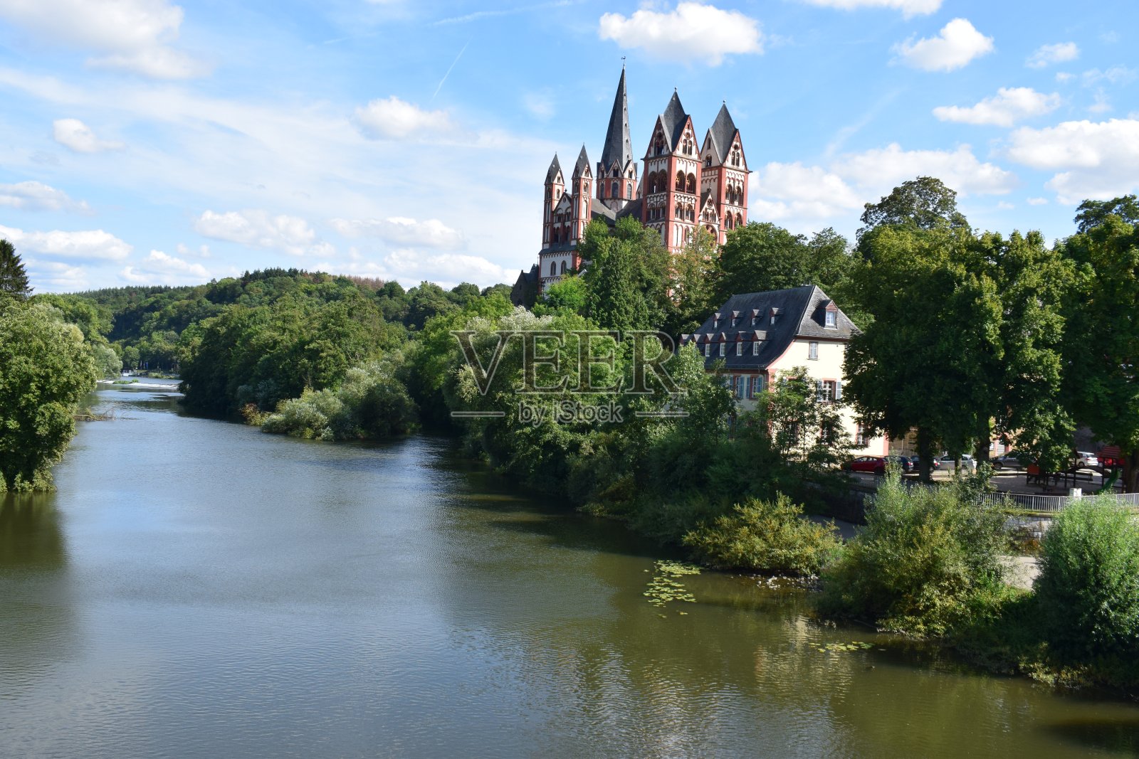 林堡大教堂照片摄影图片