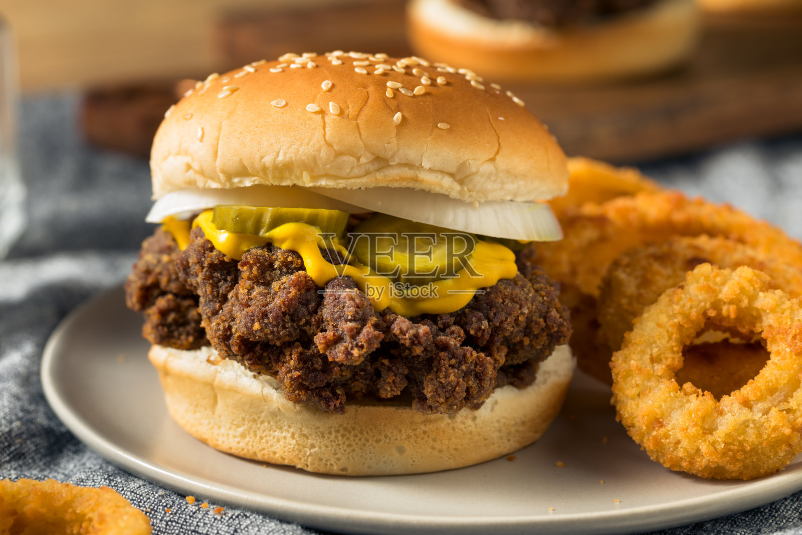 自制的密西西比鼻涕虫汉堡照片摄影图片