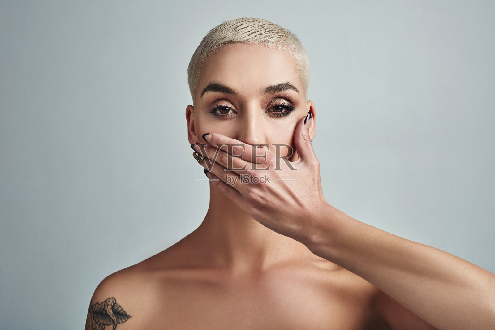 找到说出来的勇气照片摄影图片