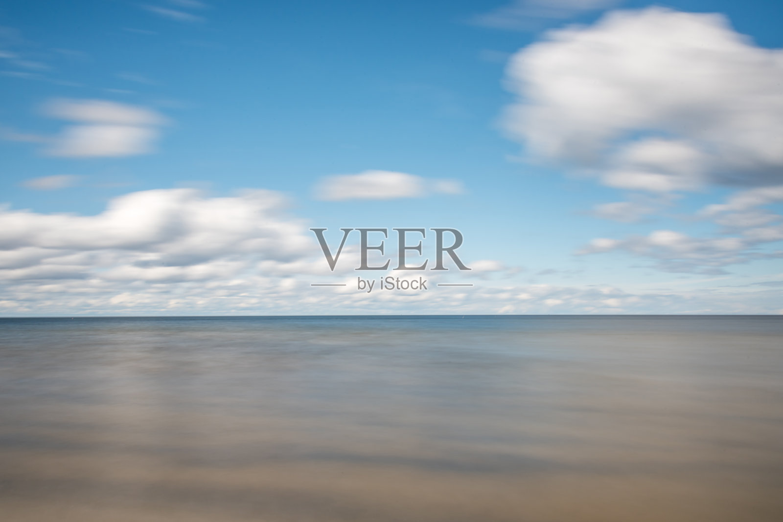 长曝光照片波罗的海在拉脱维亚的一个海滩照片摄影图片