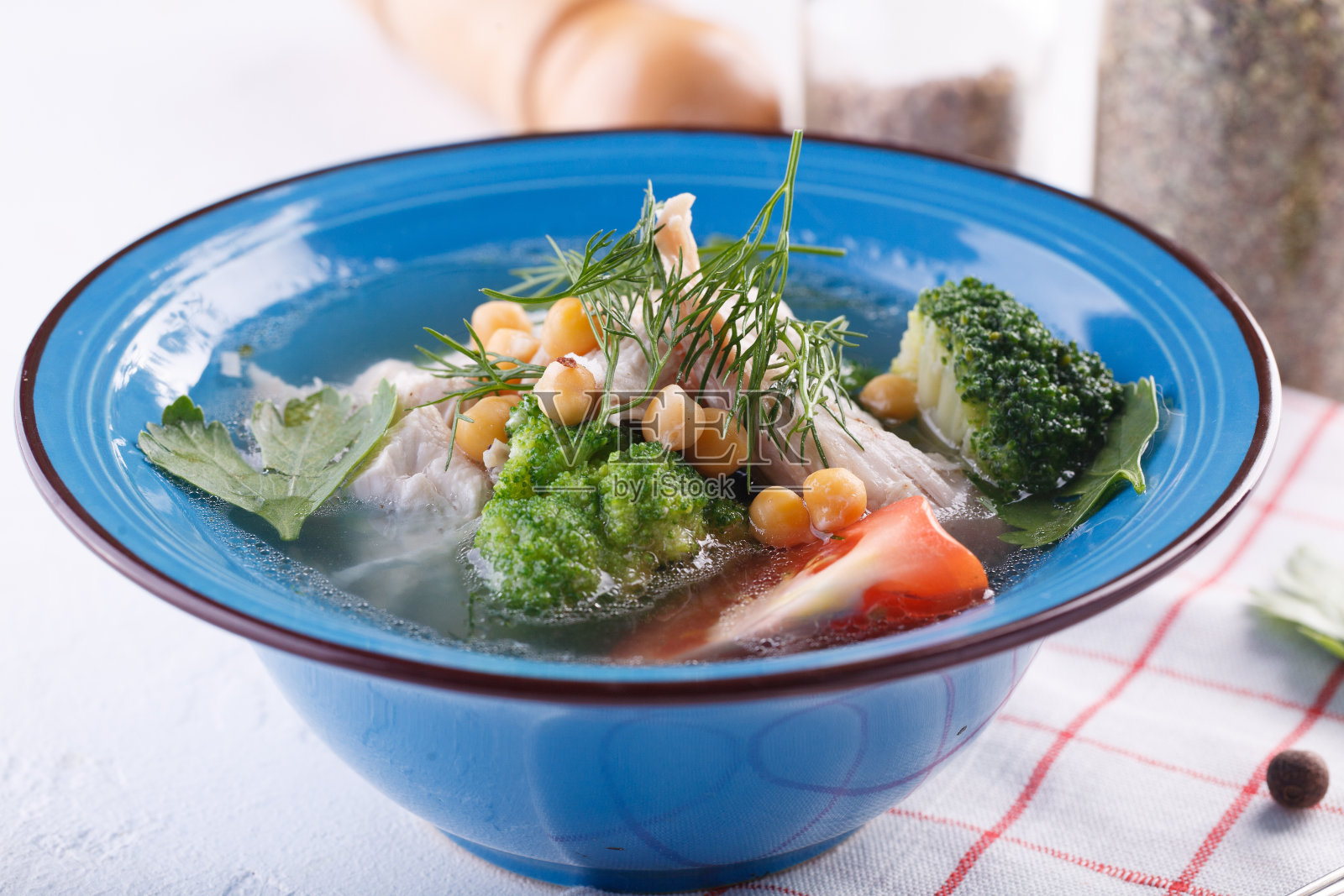 椰菜鹰嘴豆减肥鸡汤照片摄影图片