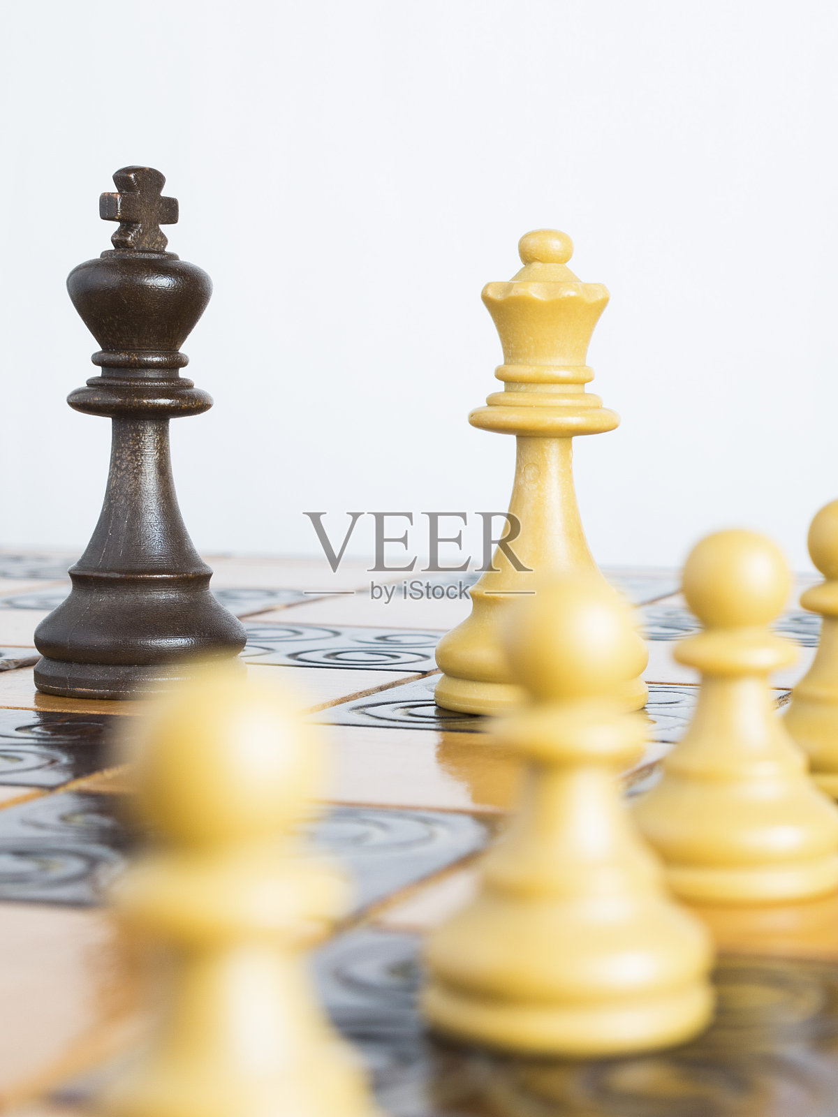 在棋盘上拍摄的象棋照片摄影图片