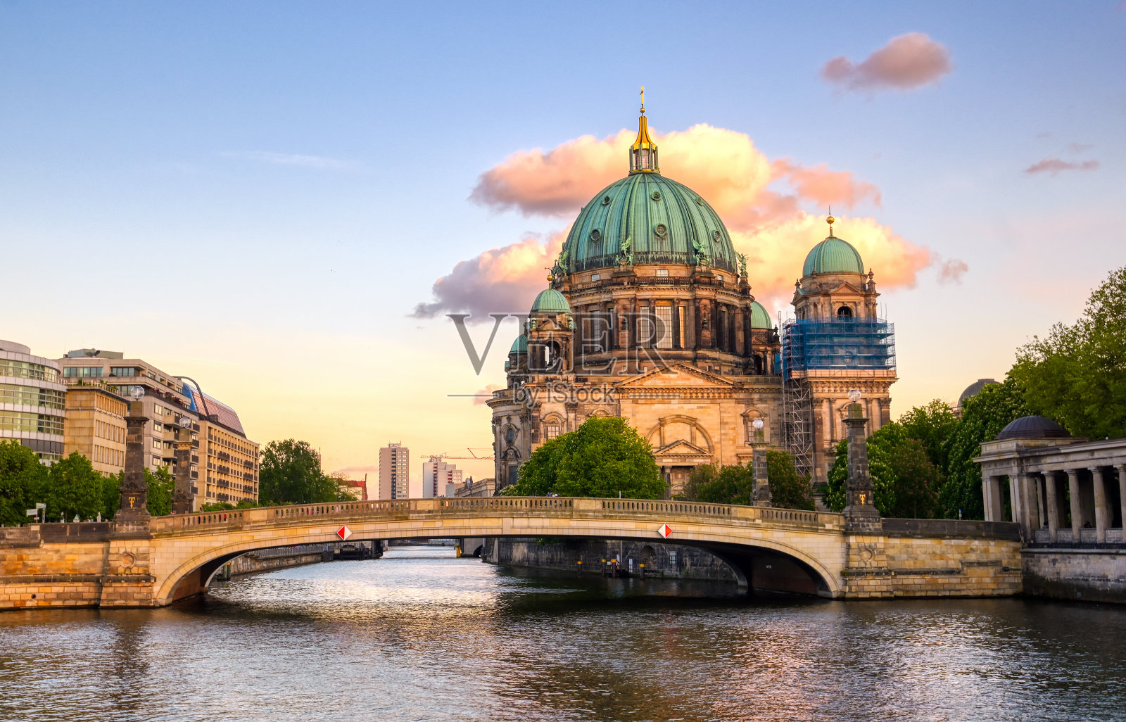 柏林大教堂，德国柏林照片摄影图片