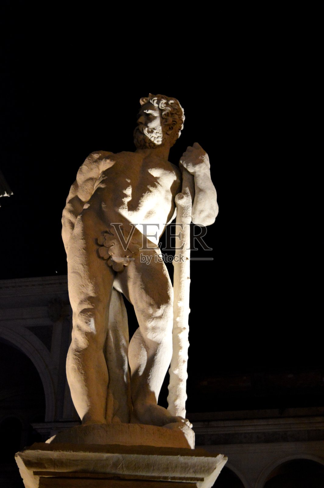 乌迪内的夜景照片摄影图片