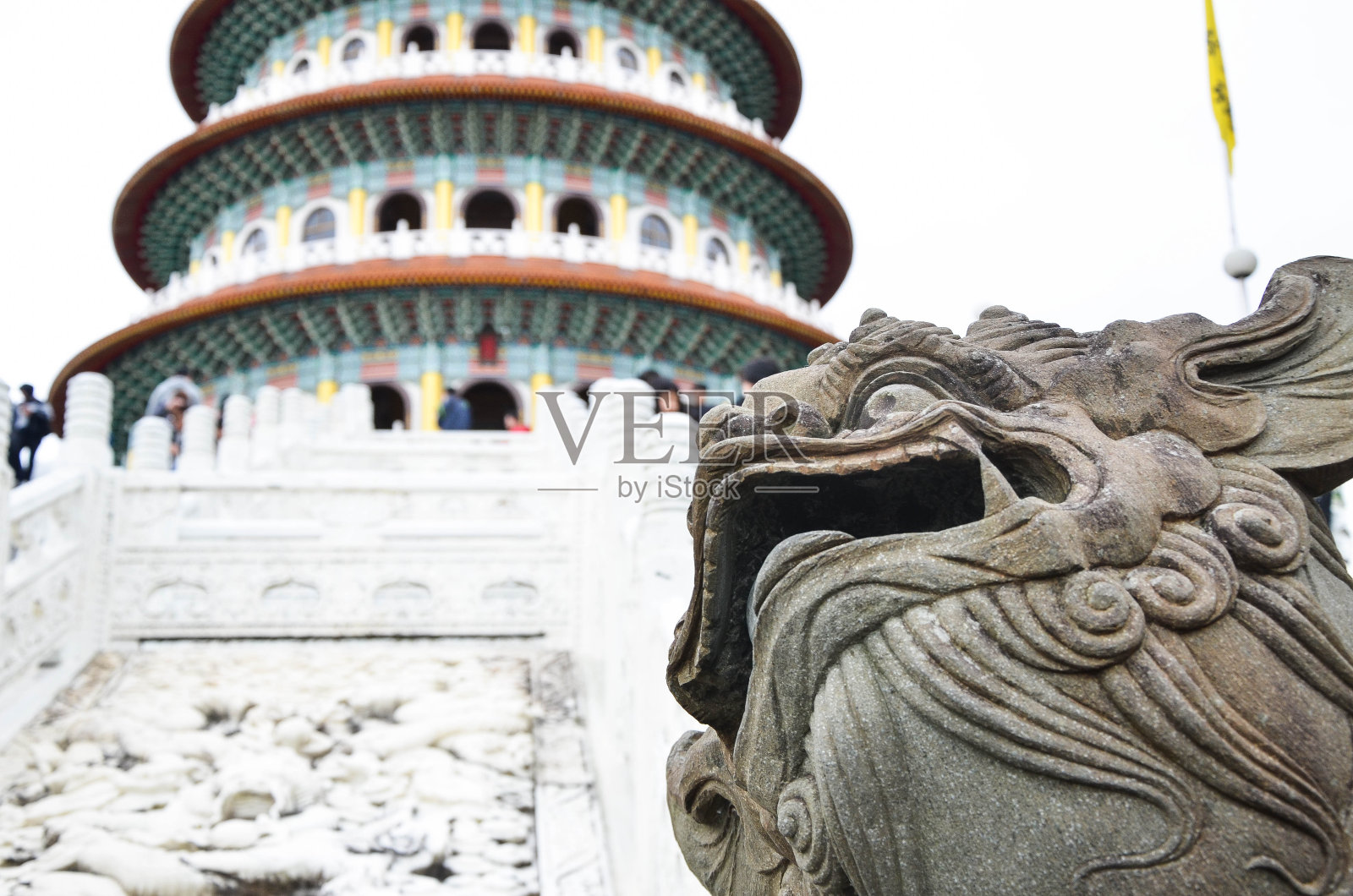 台湾台北——2019年2月10日:无极天元寺五层天坛塔景观。照片摄影图片