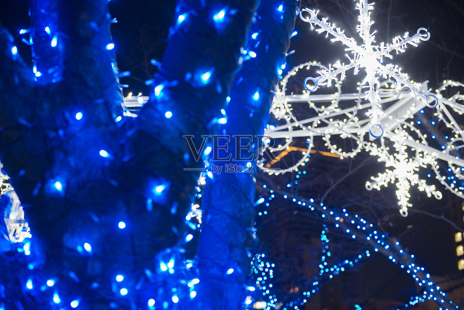 照明在冬天照片摄影图片