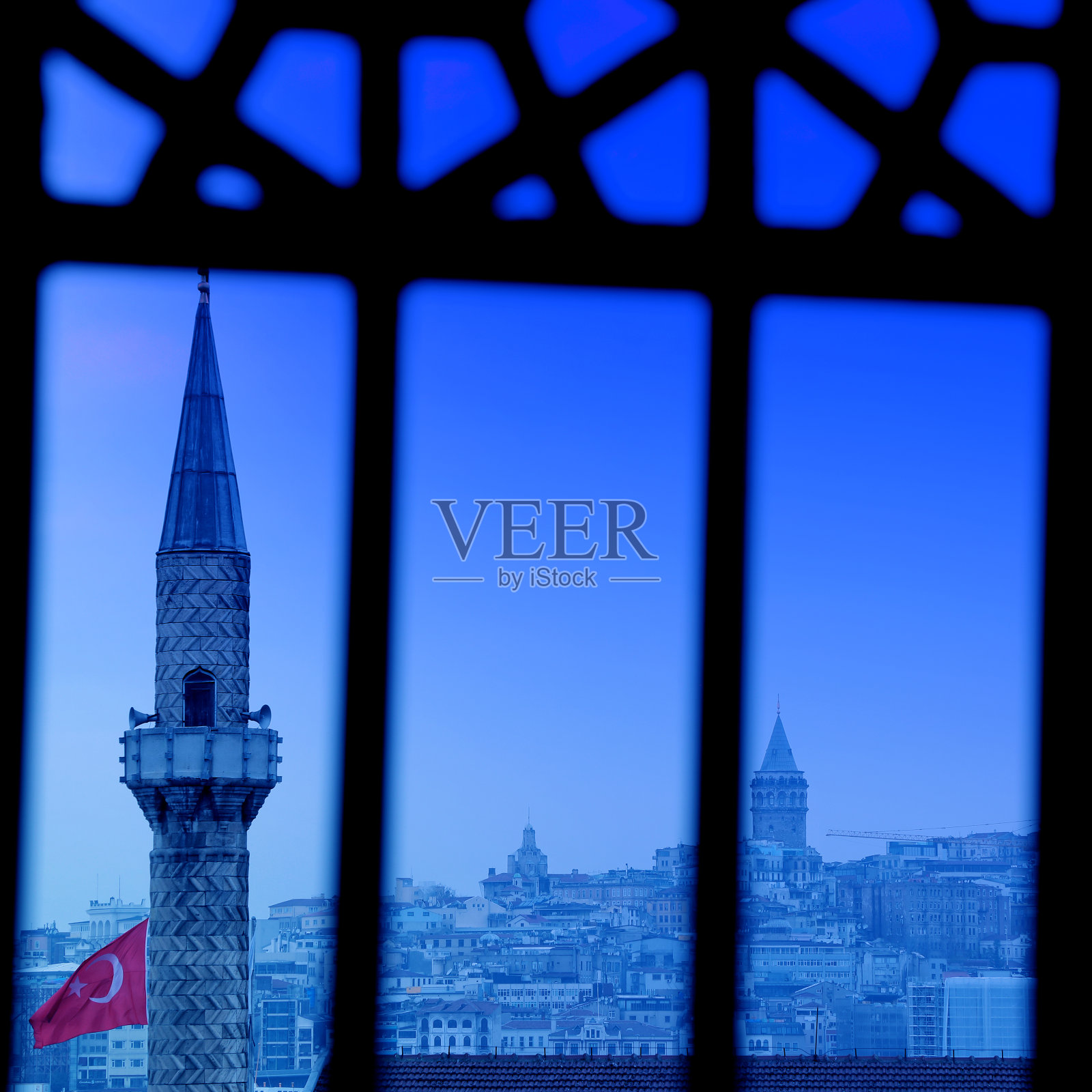 加拉塔在伊斯坦布尔的城市景观与高尖塔照片摄影图片