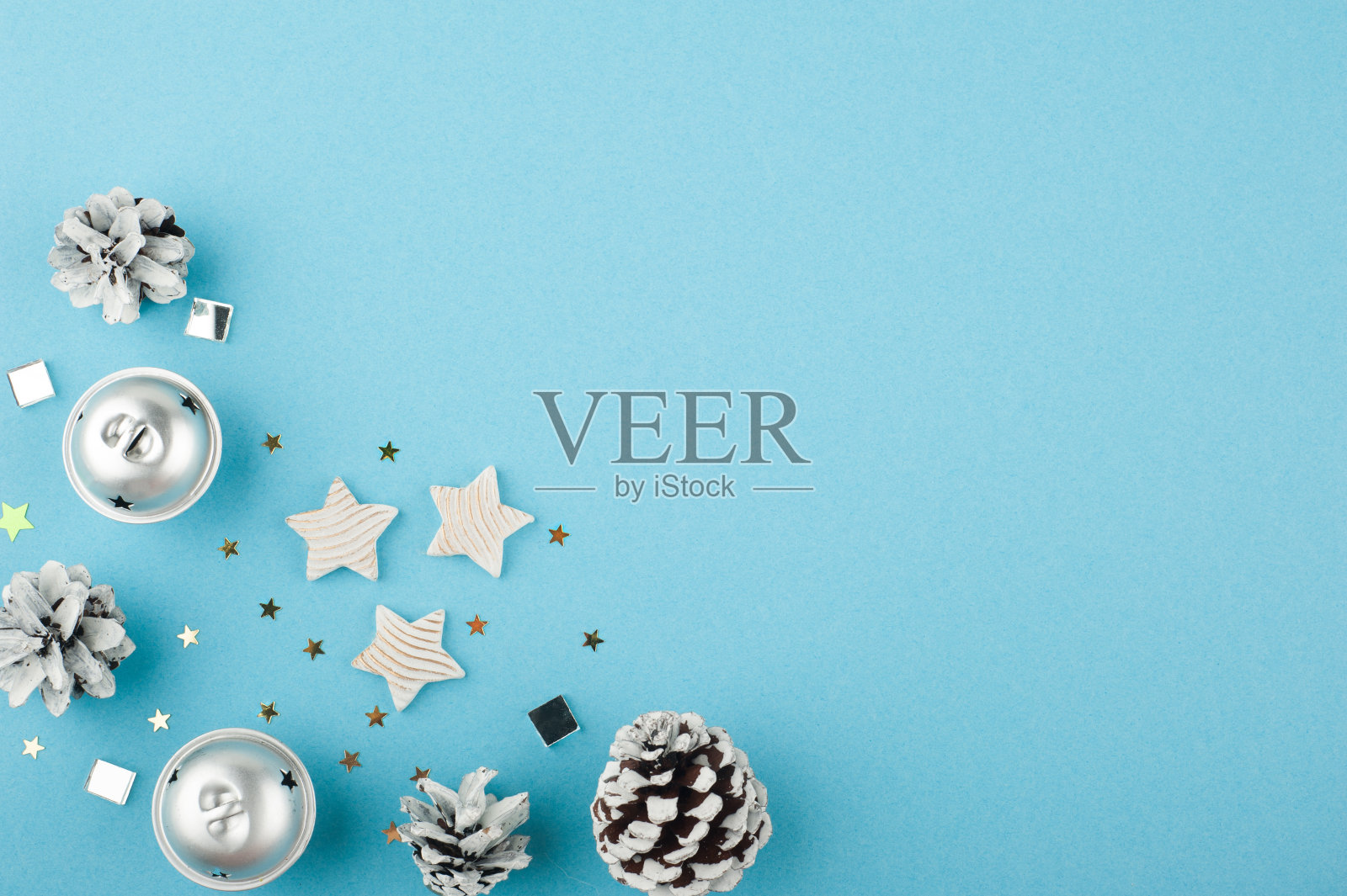 圣诞背景与白色银色的星星照片摄影图片