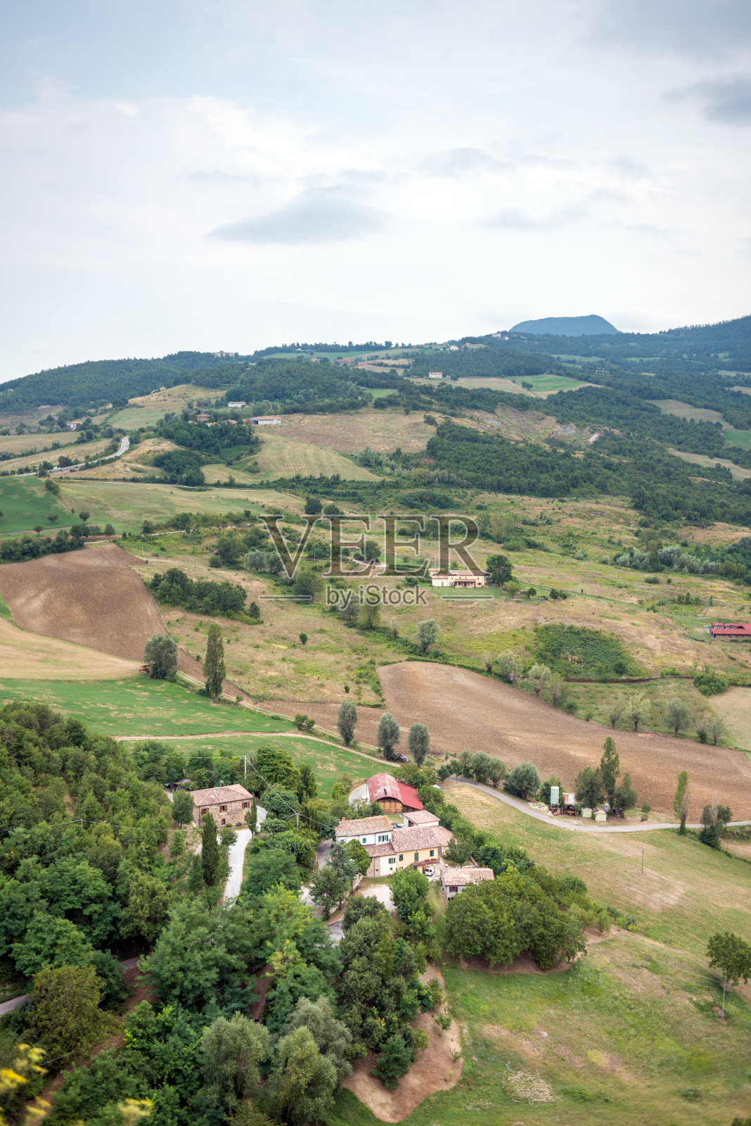 马尔凯地区的意大利山:从圣利奥看照片摄影图片