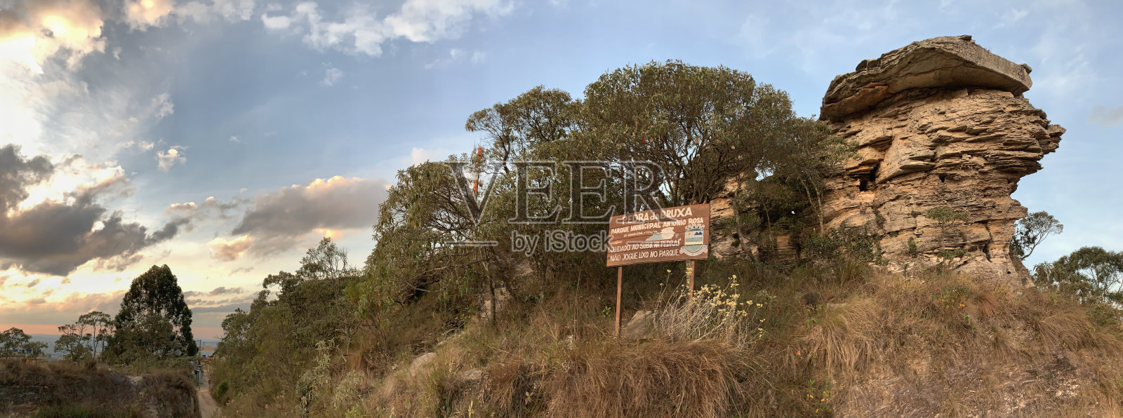 圣托梅达斯勒特拉斯的石头女巫照片摄影图片