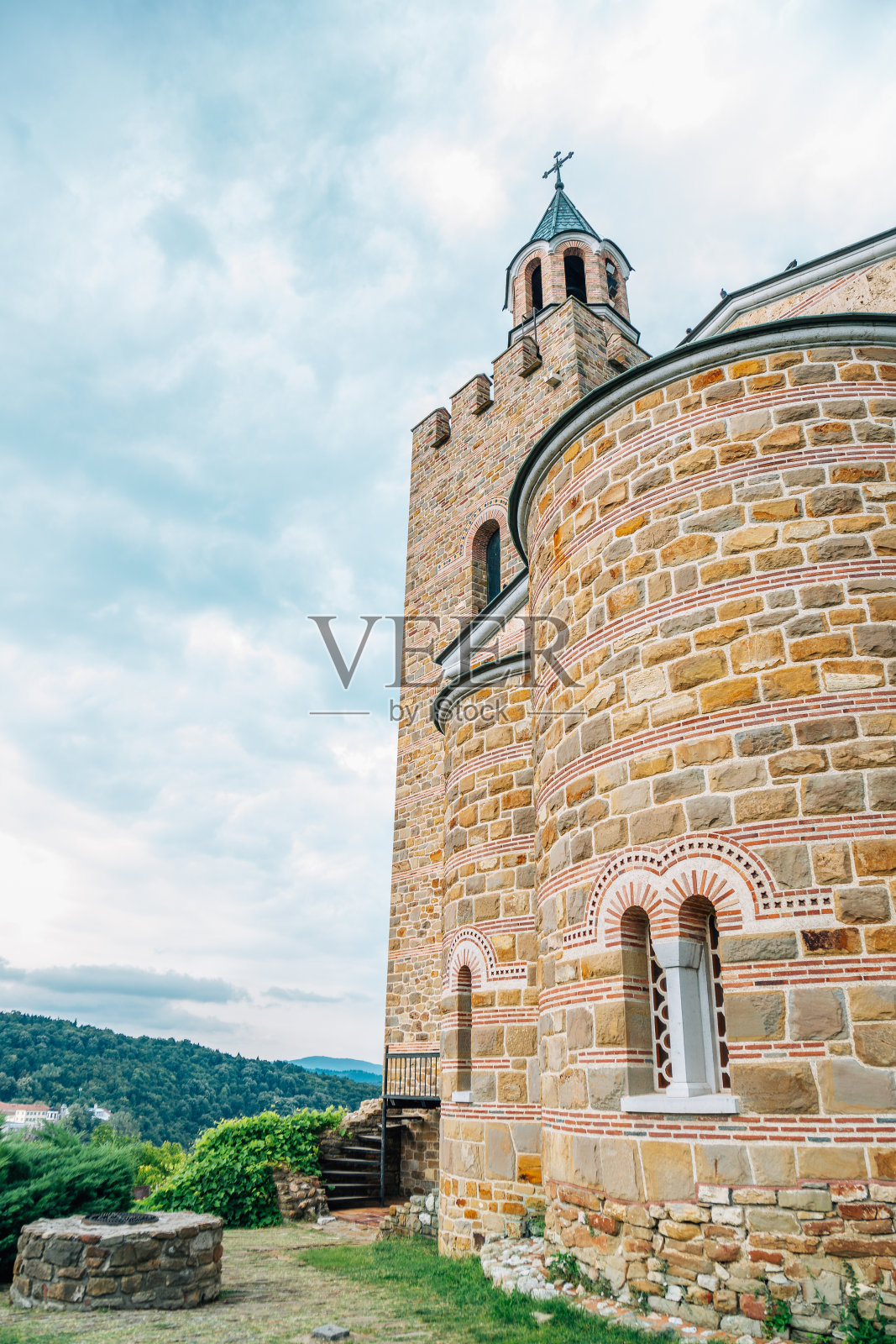 保加利亚Veliko Tarnovo的皇太子要塞，主圣升天的宗法大教堂照片摄影图片