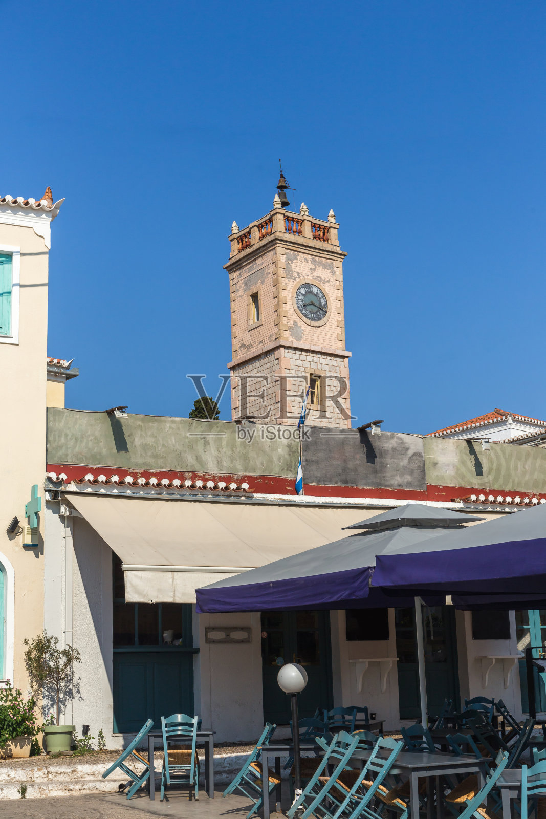 希腊萨罗尼克湾，老城斯佩茨塔照片摄影图片