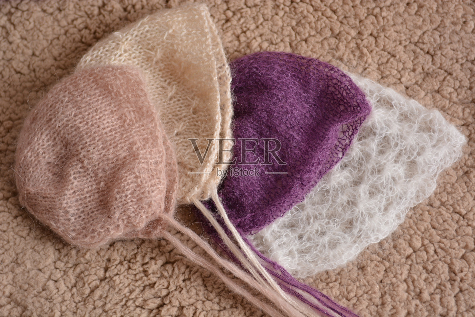 新生儿拍摄用针织和附件照片摄影图片