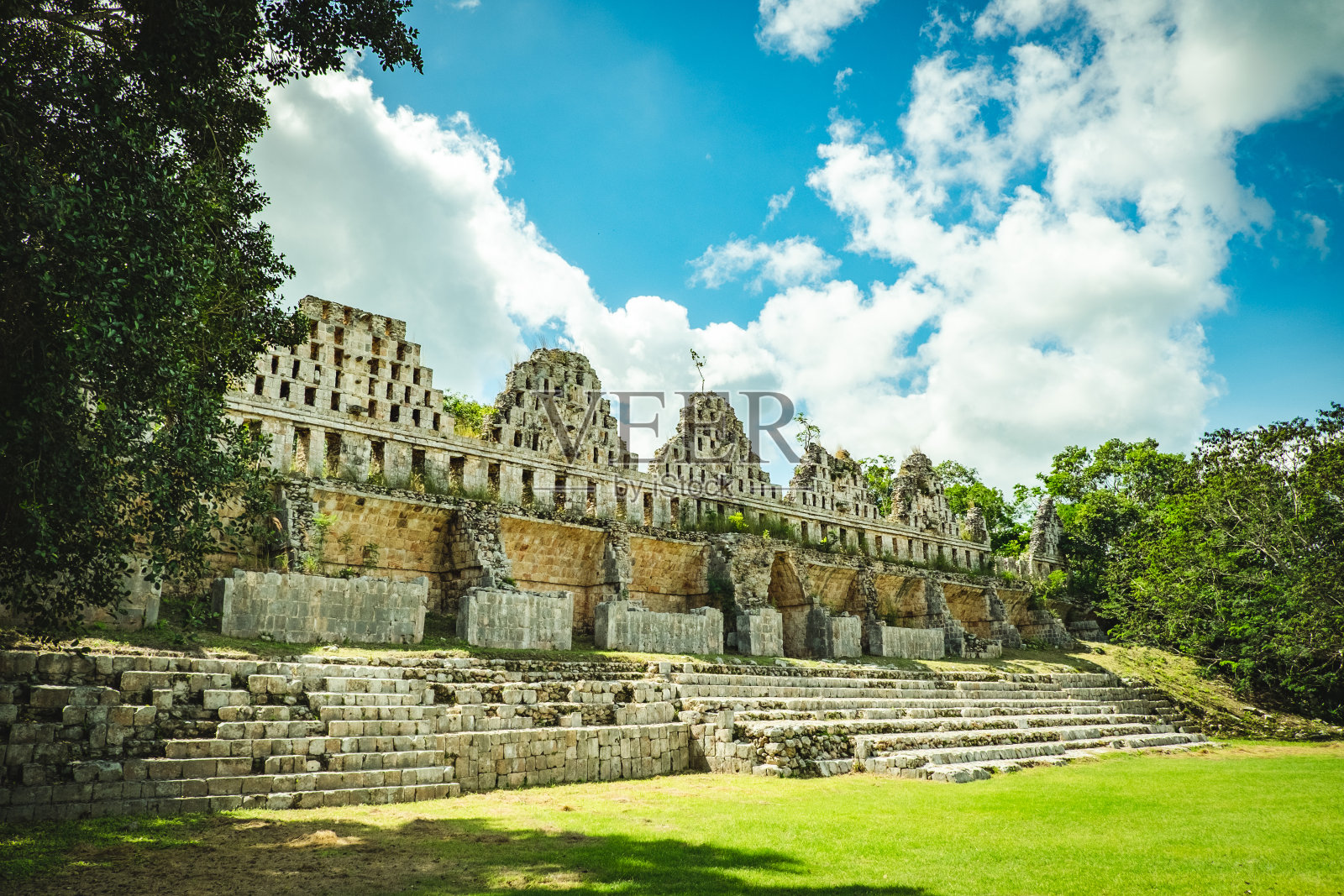 墨西哥梅里达的玛雅废墟“尤克斯马尔”照片摄影图片