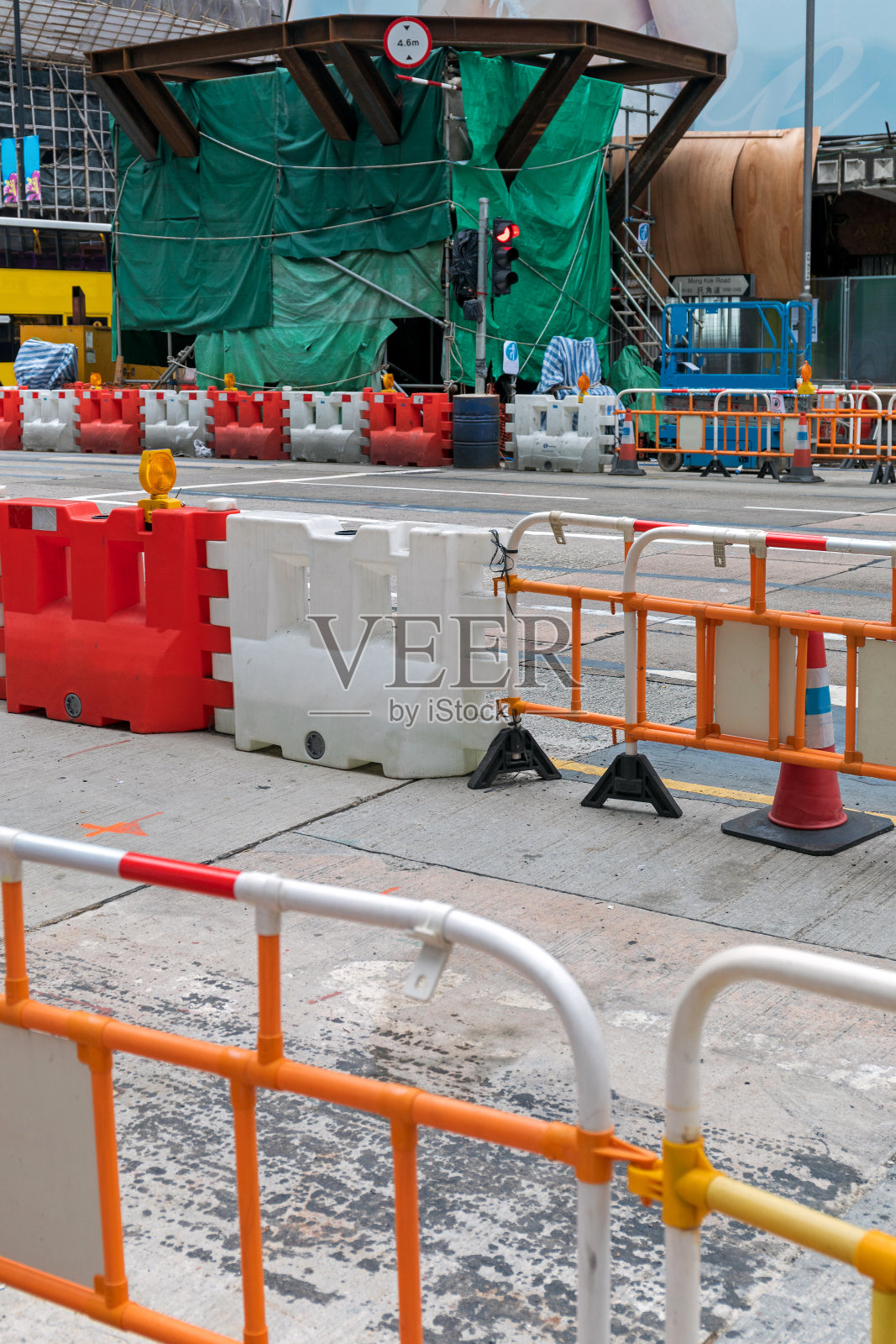 道路工程屏障照片摄影图片