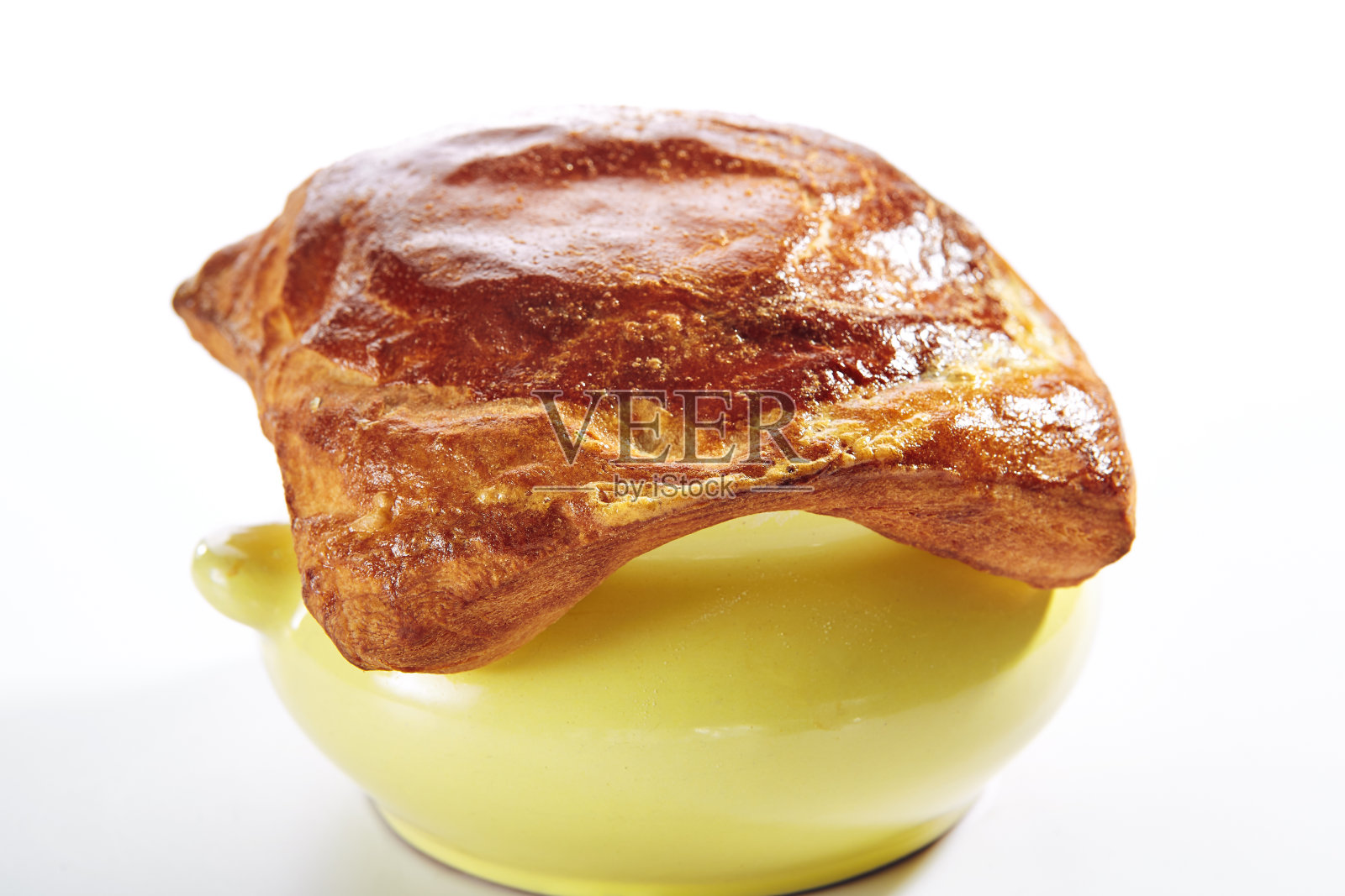 鸡油菌汤照片摄影图片