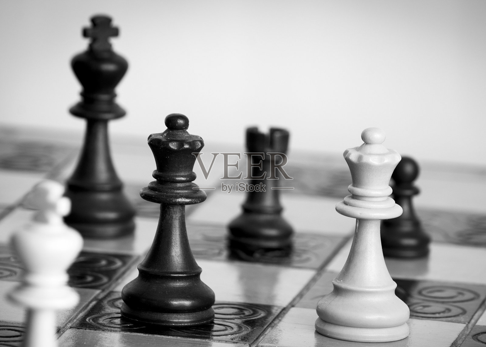 在棋盘上拍摄的象棋照片摄影图片