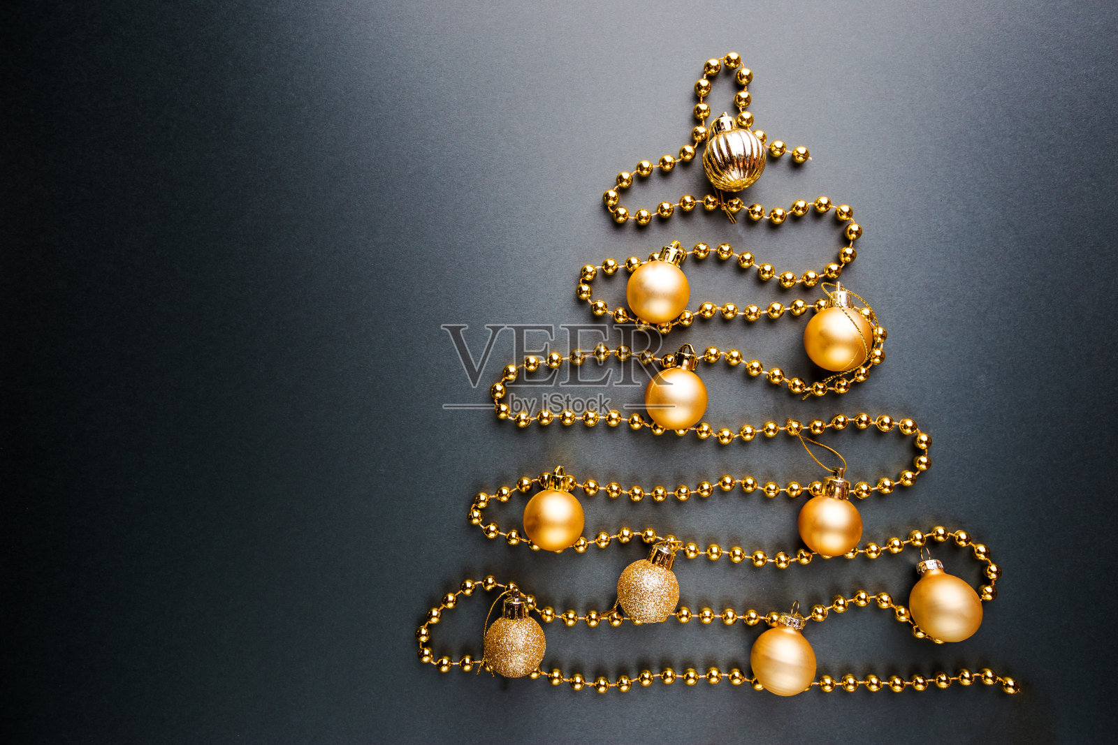 球圣诞树照片摄影图片