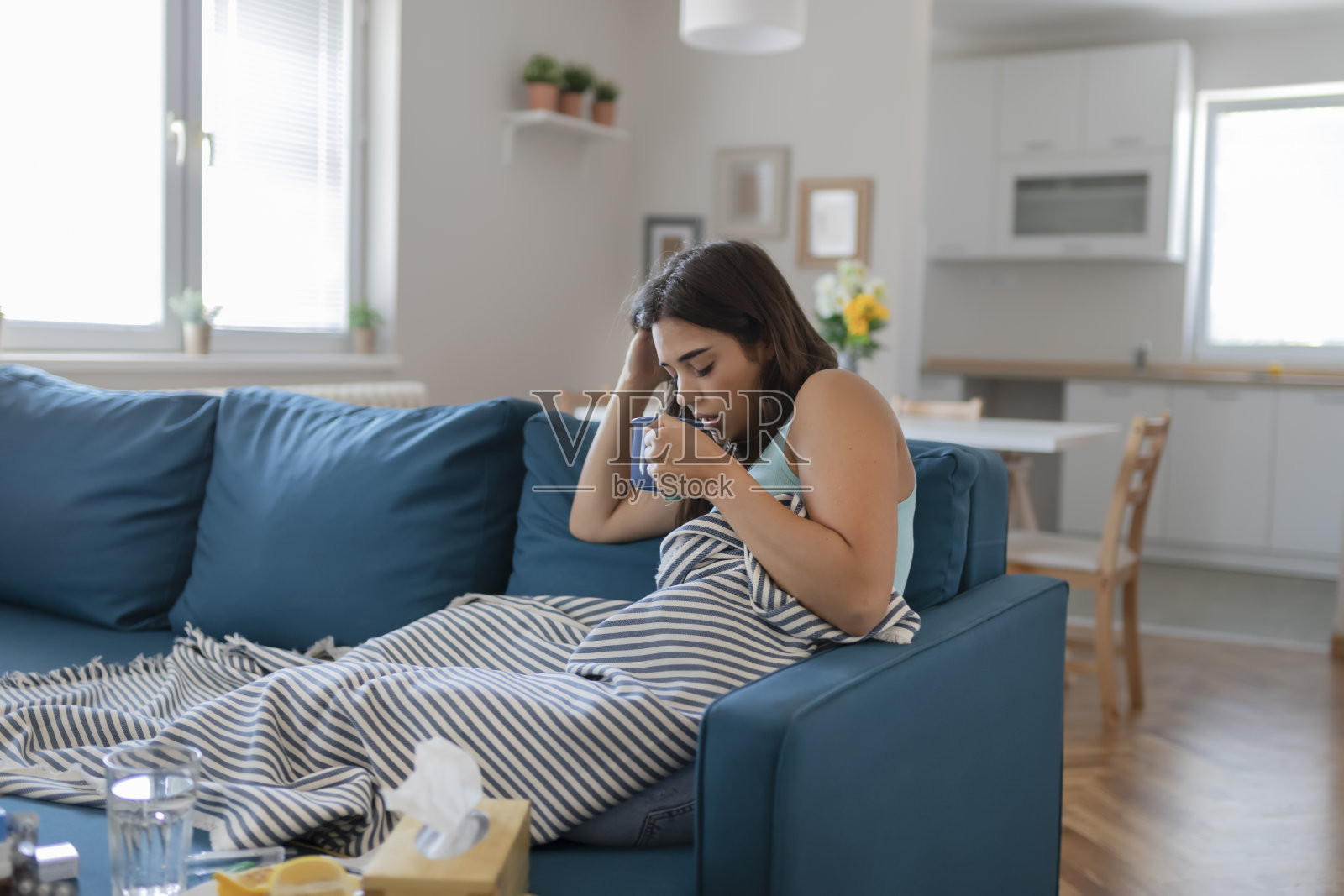我只是想让自己感觉好点照片摄影图片