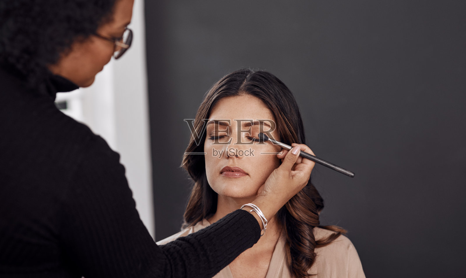 今天是个特殊的日子，所以我得到了特殊的待遇照片摄影图片