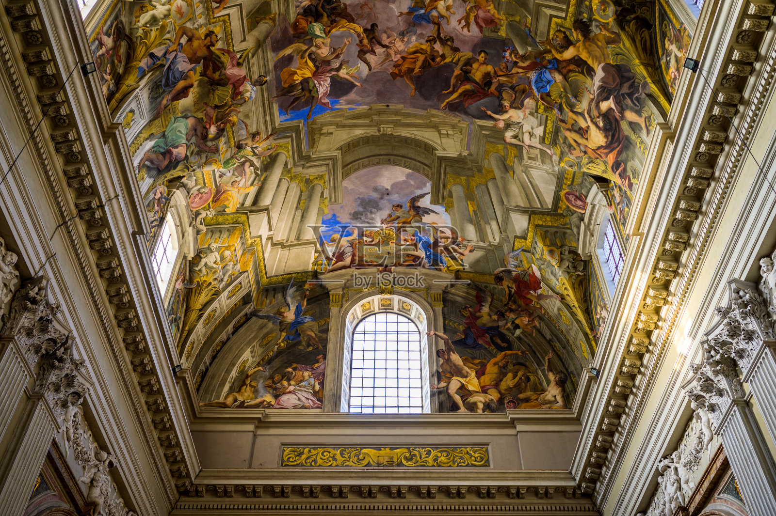 意大利，罗马，洛约拉，圣伊纳齐奥教堂的内饰照片摄影图片