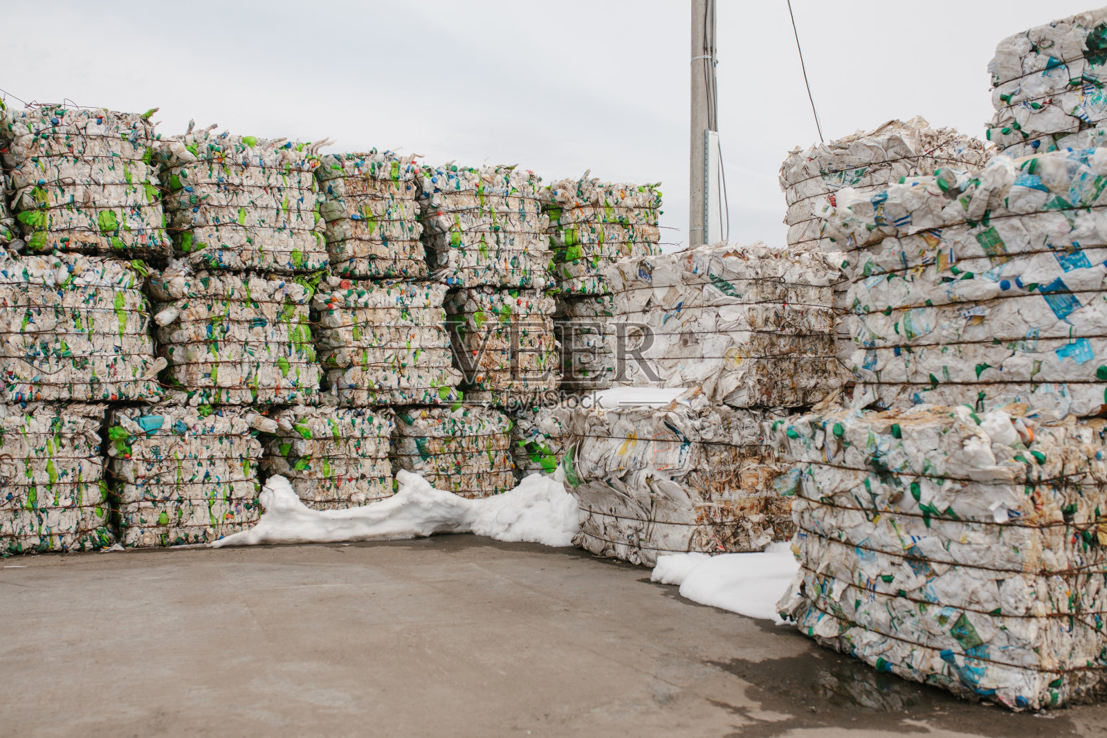 废物回收工厂。垃圾分类照片摄影图片