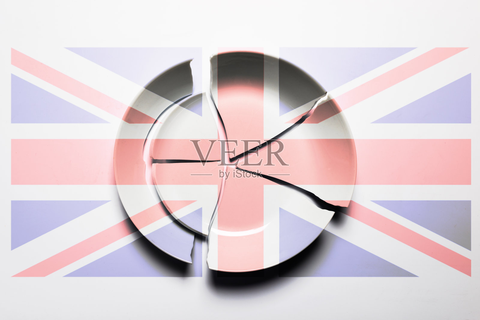 英国脱欧空碎英国盘子照片摄影图片