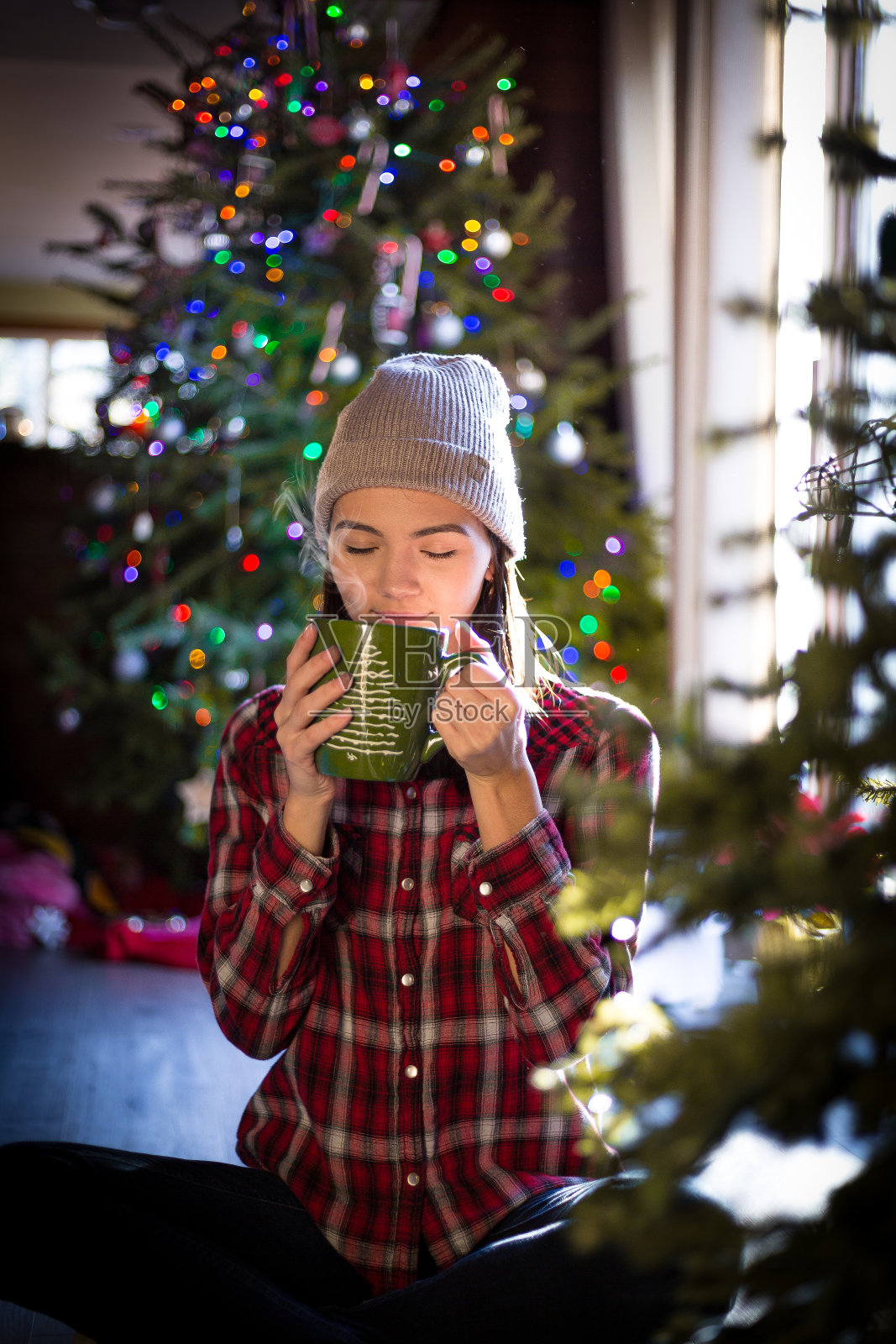 温暖的圣诞杯照片摄影图片