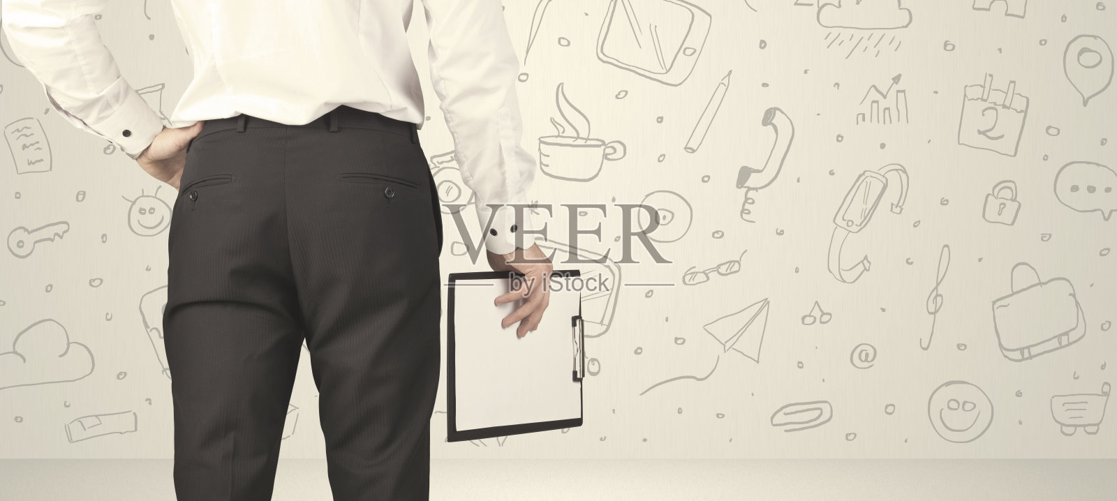 拥有社交媒体图标的商人照片摄影图片