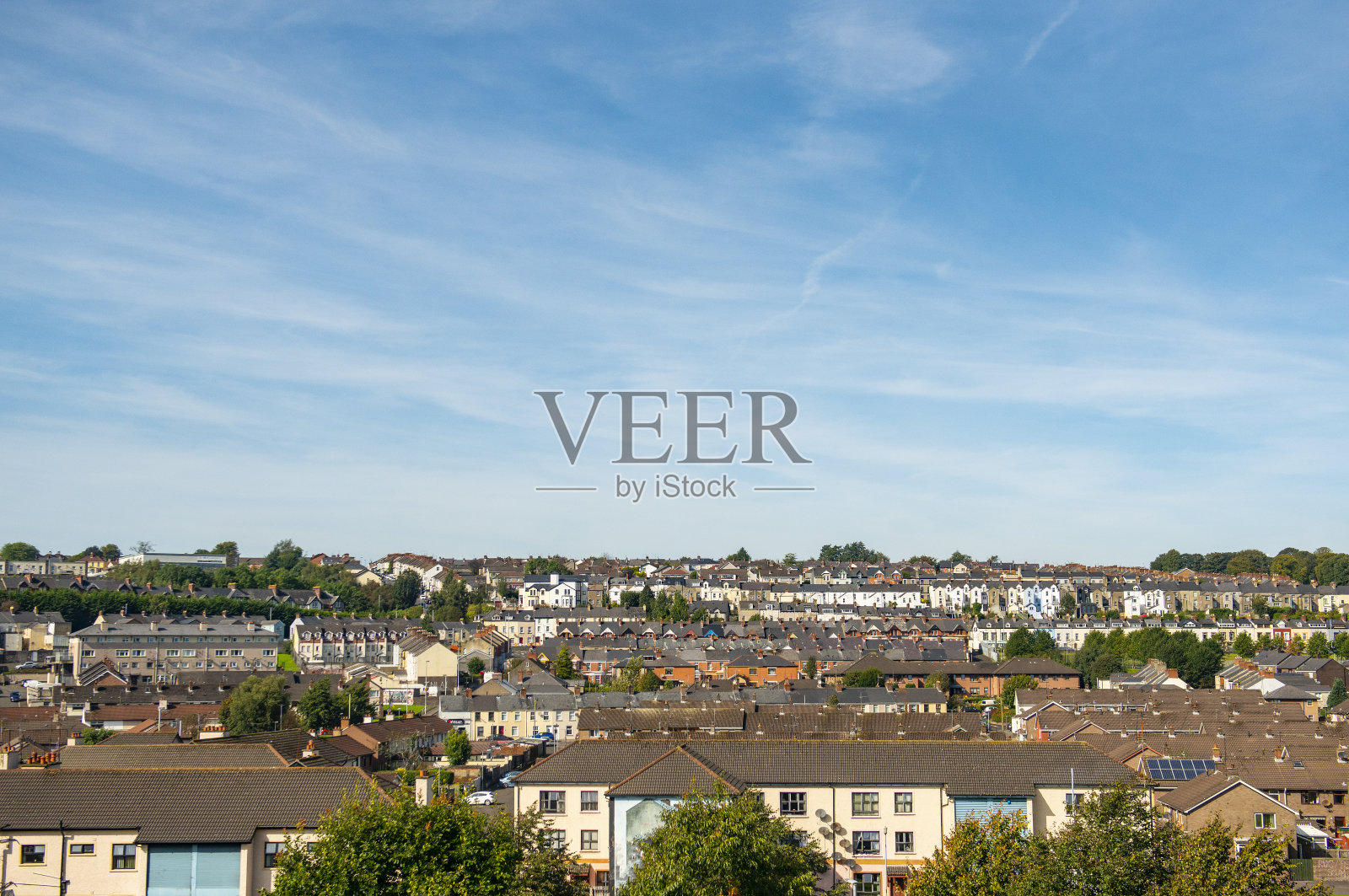 北爱尔兰的德里市。照片摄影图片