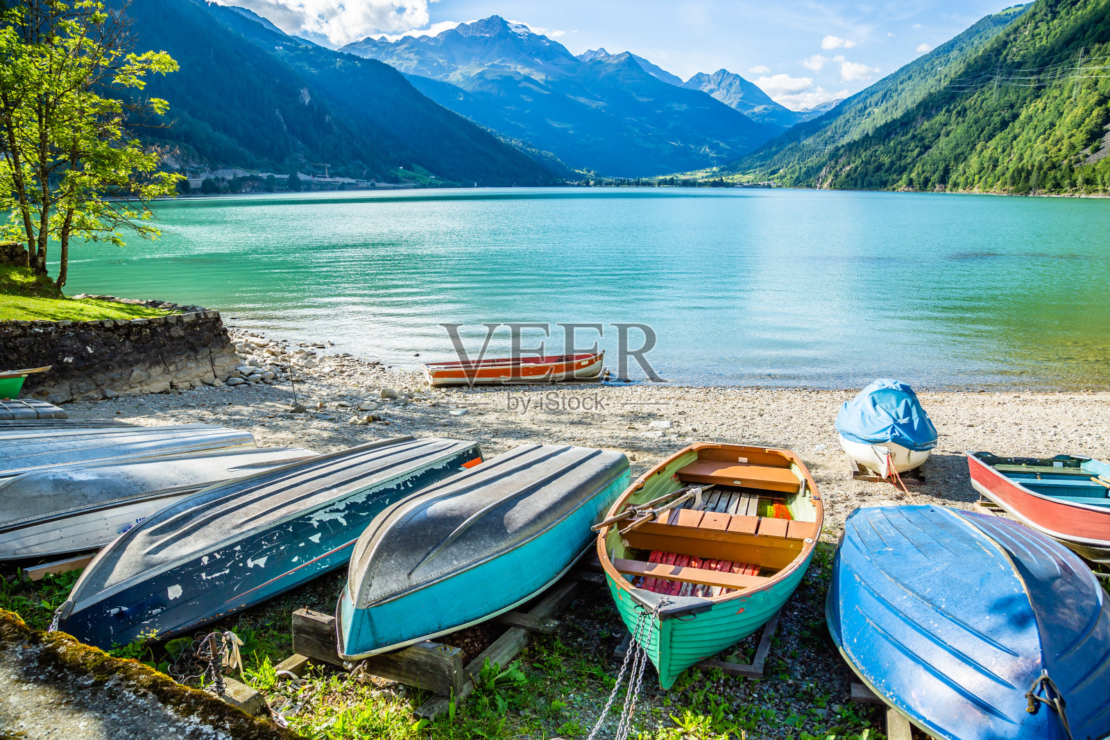 Poschiavo湖(瑞士)照片摄影图片