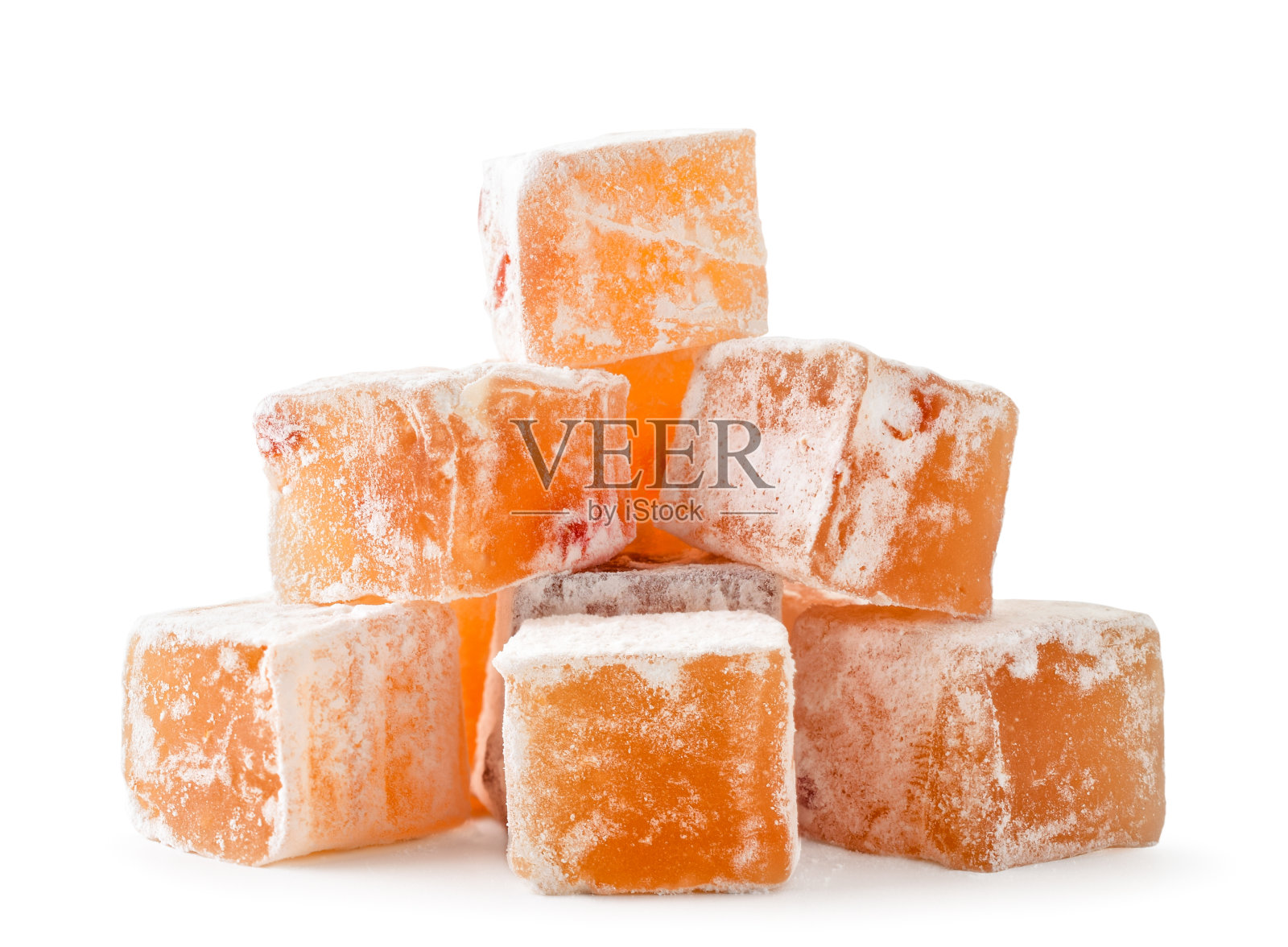 一堆土耳其软糖块放在白色的，孤立的。照片摄影图片