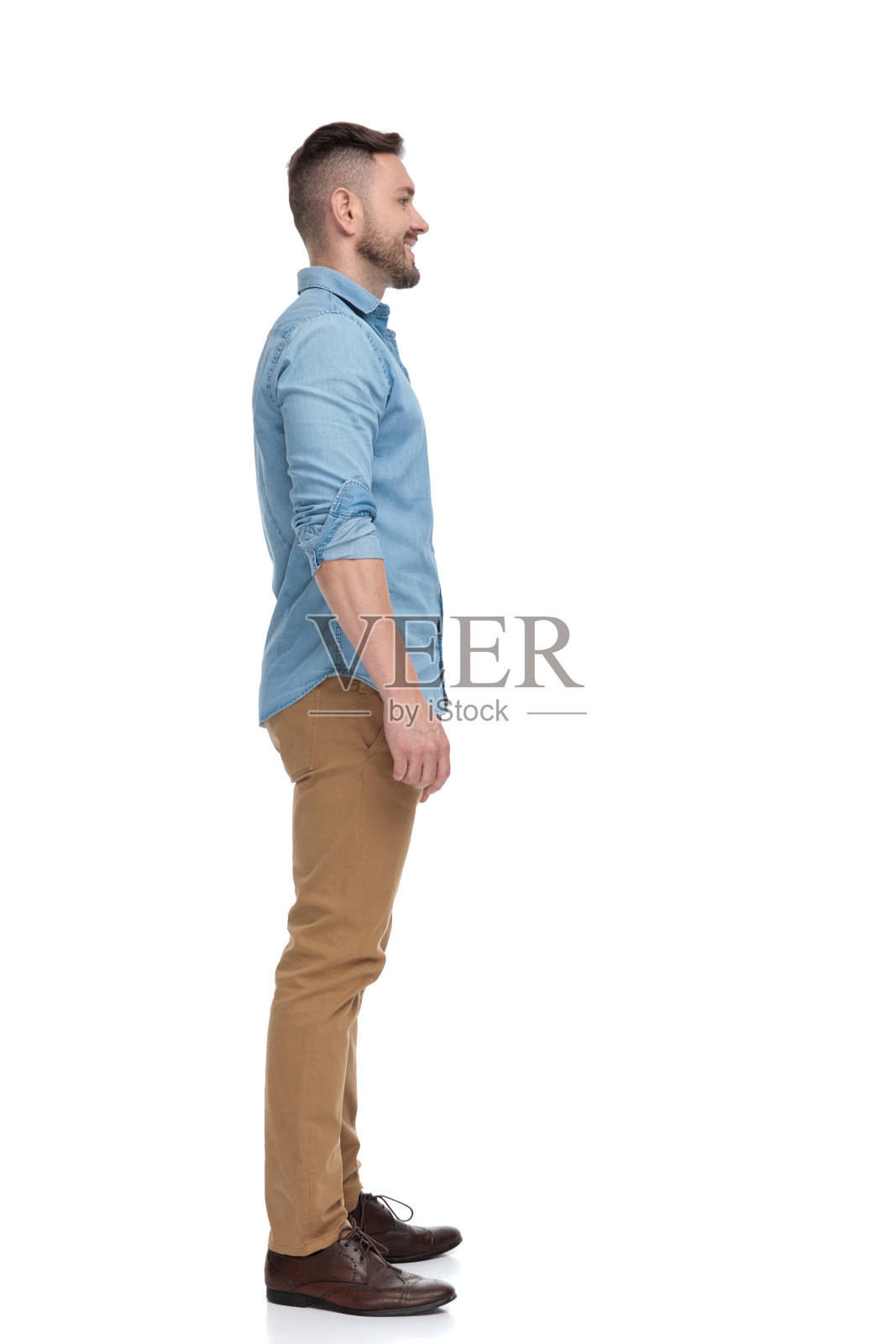 随便一个人排队看前面照片摄影图片